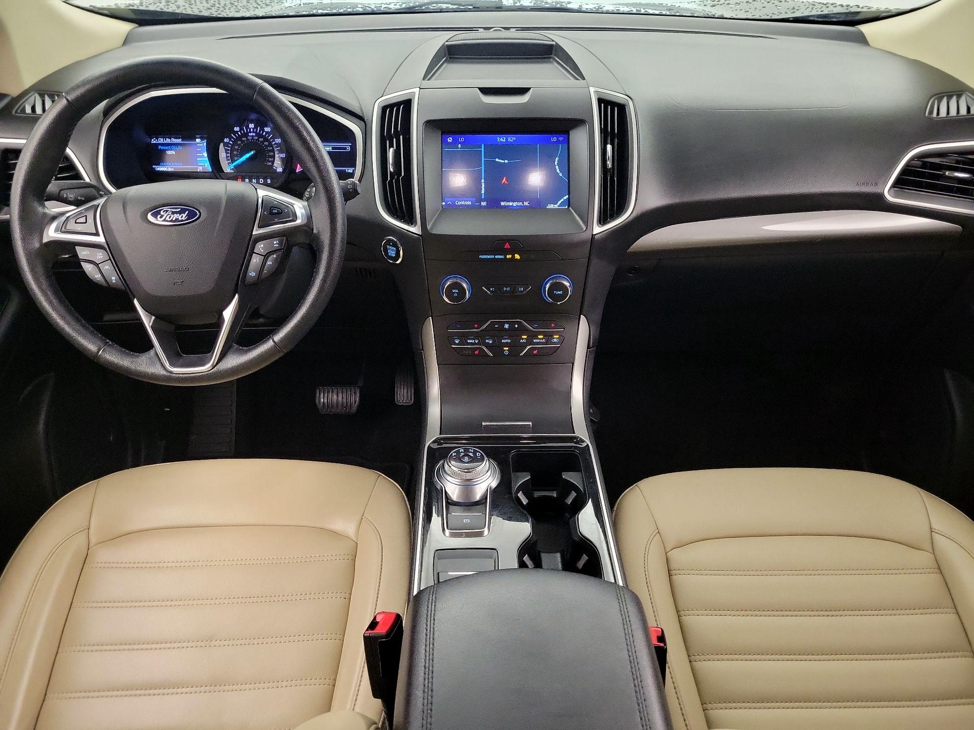 Thumbnail: 2020 Ford Edge - 8