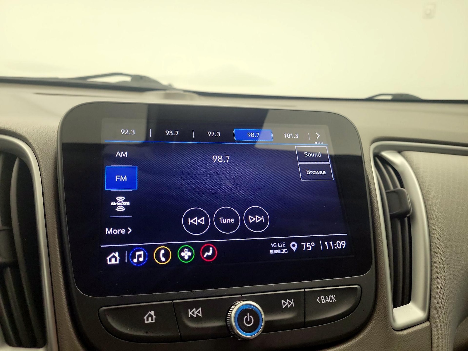 2025 Chevrolet Malibu 1LT - Photo 14