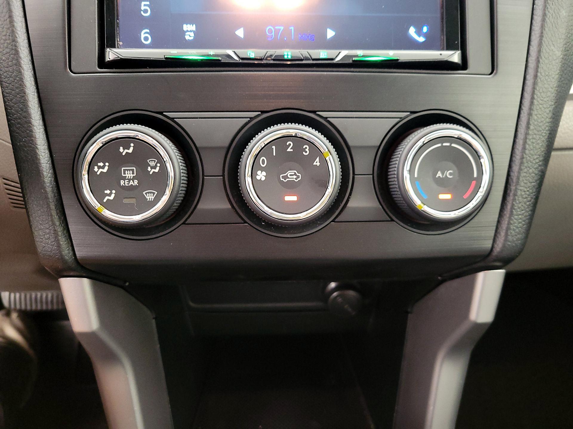 Thumbnail: 2015 Subaru Forester - 16