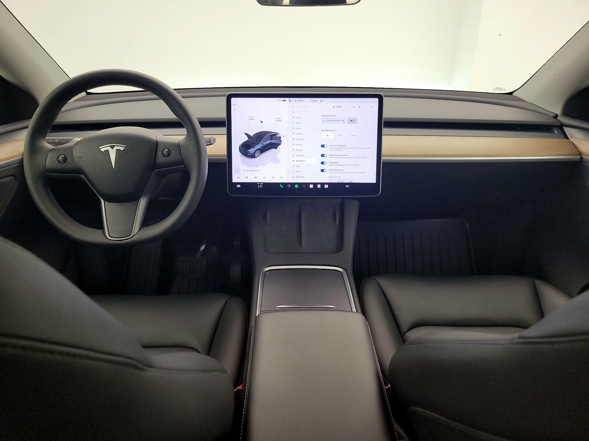 Thumbnail: 2024 Tesla Model Y - 9