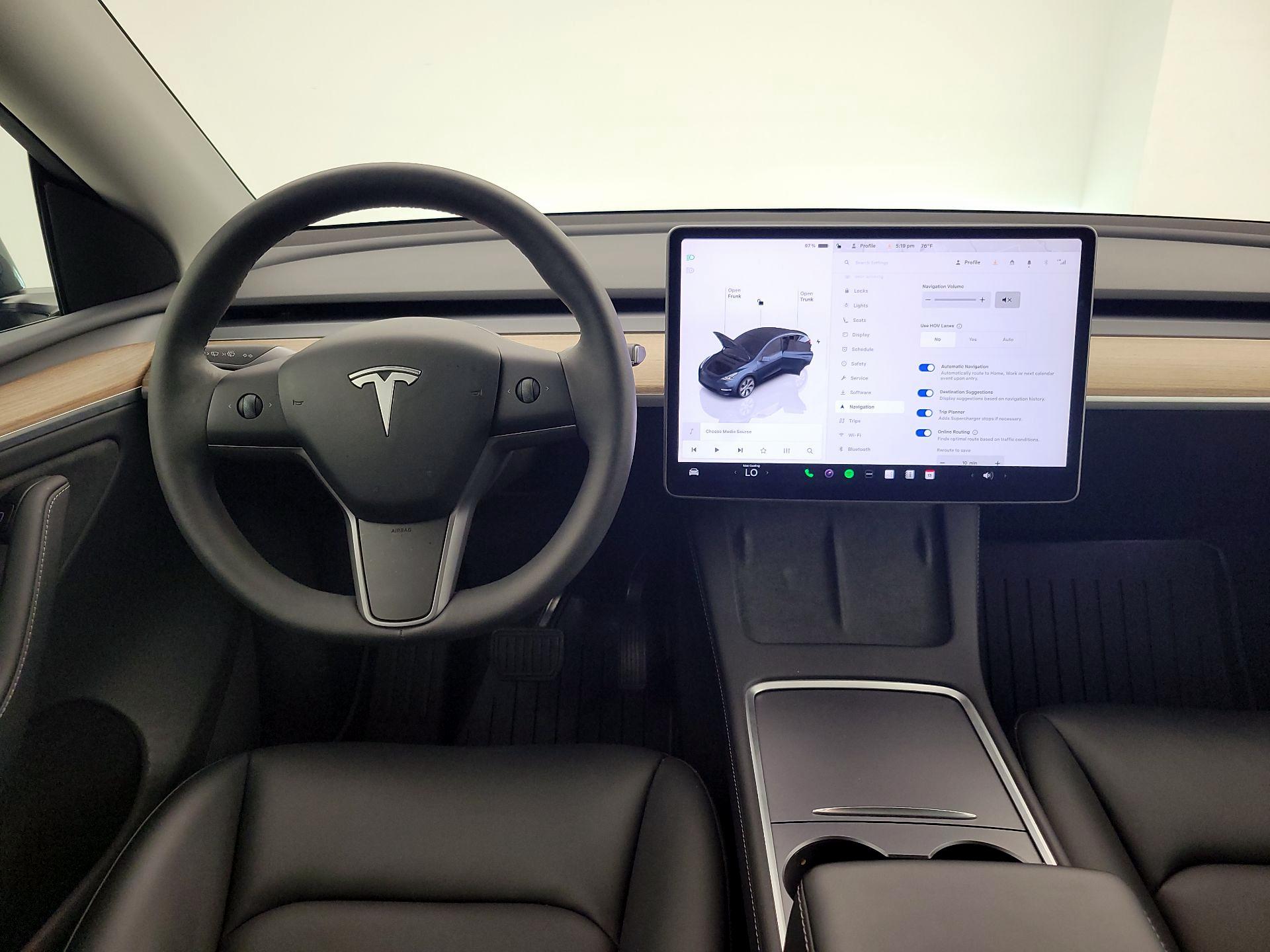 Thumbnail: 2024 Tesla Model Y - 10
