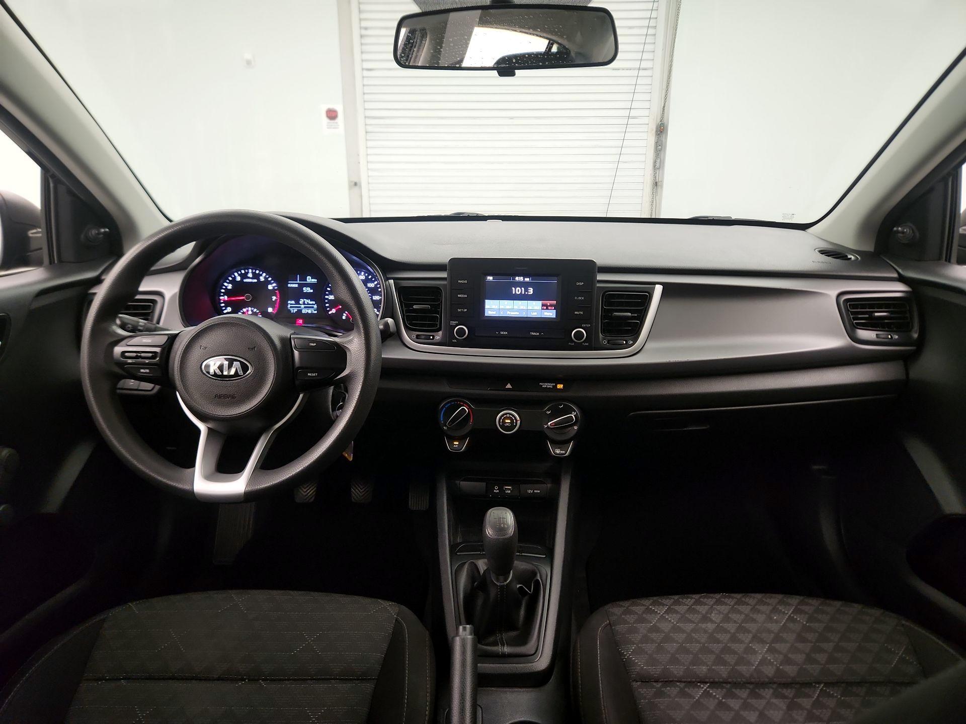 Thumbnail: 2018 Kia Rio - 9