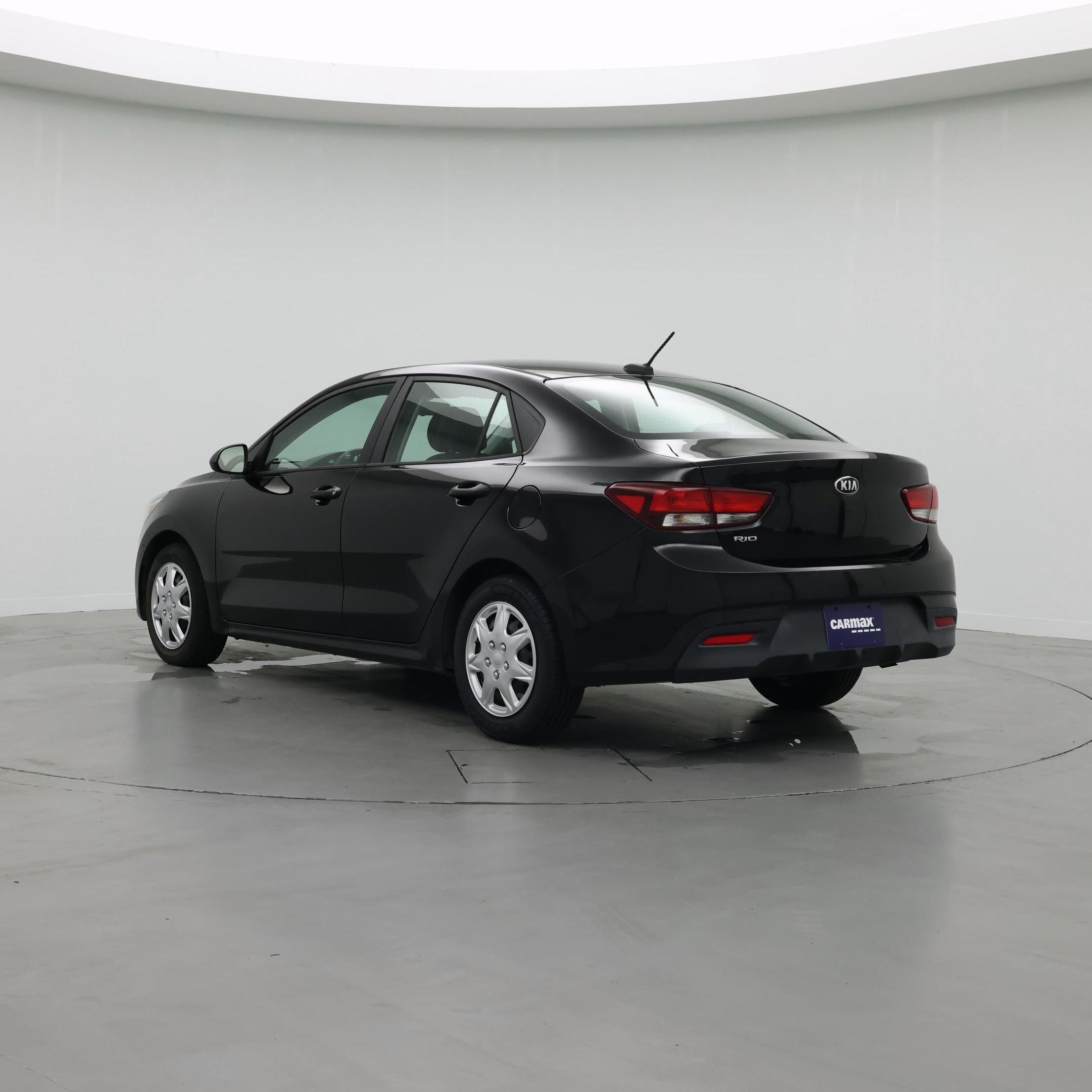 Thumbnail: 2018 Kia Rio - 2