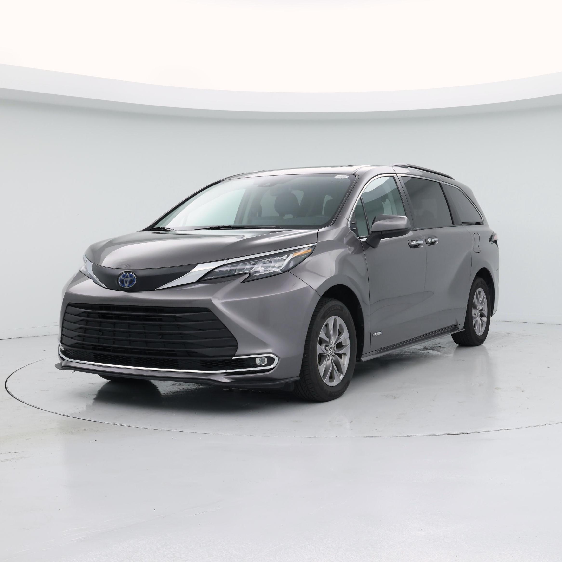 Thumbnail: 2021 Toyota Sienna - 4
