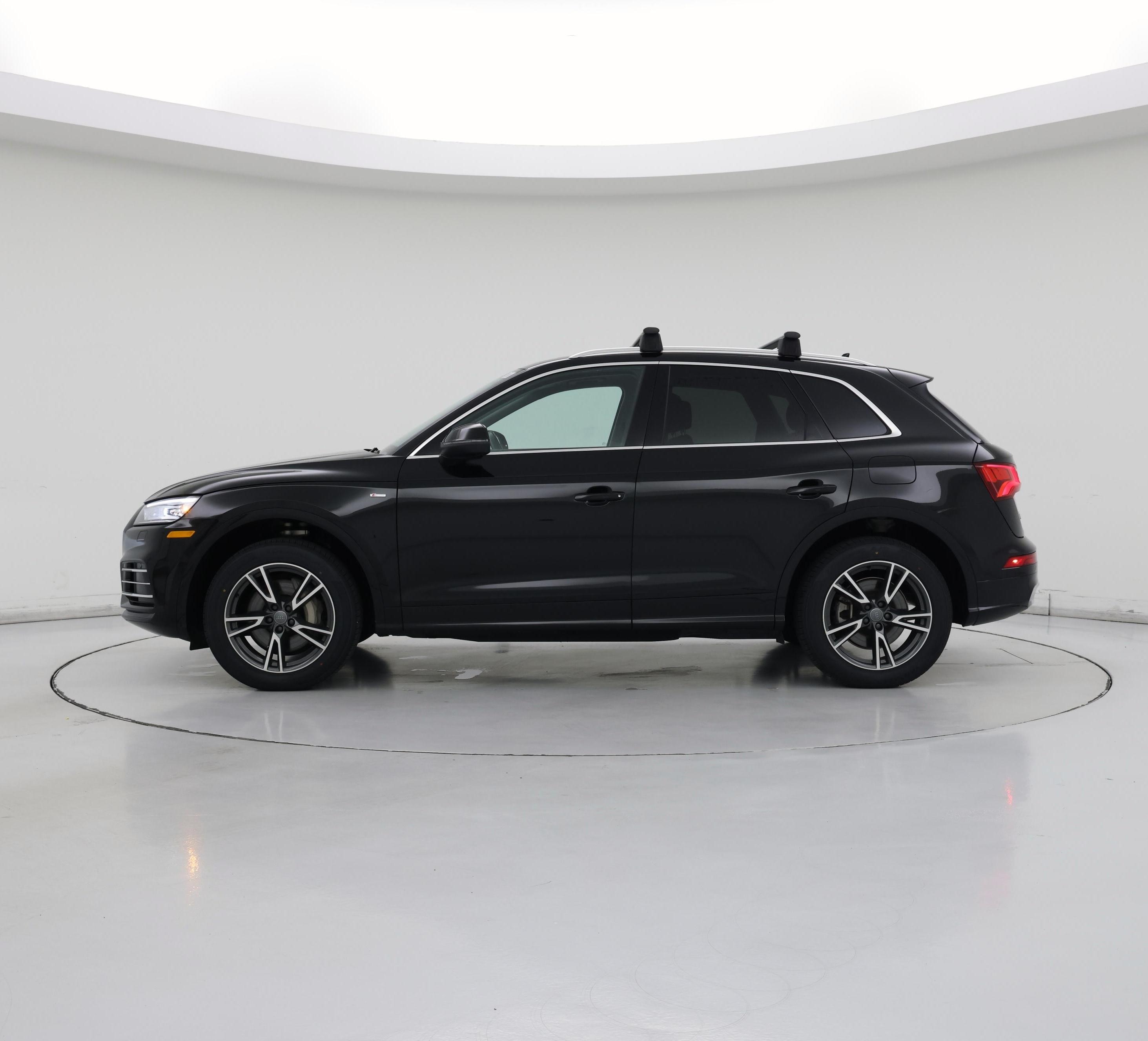 Thumbnail: 2020 Audi Q5 - 3