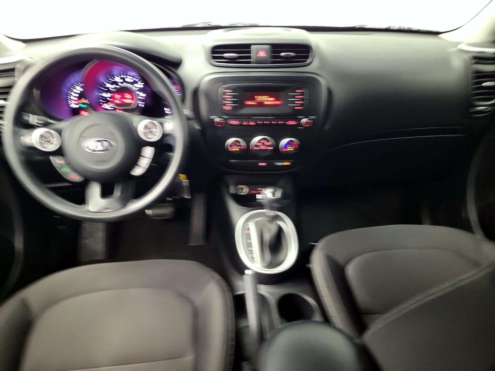 Thumbnail: 2015 Kia Soul - 9