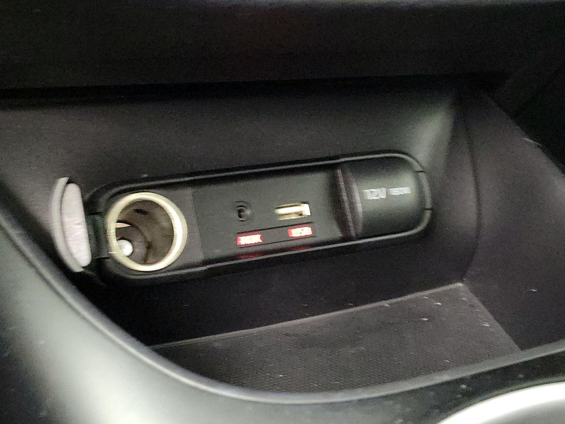 Thumbnail: 2015 Kia Soul - 17