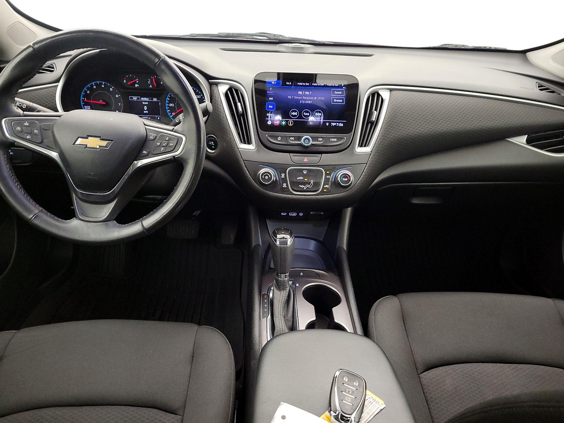 Thumbnail: 2019 Chevrolet Malibu - 9
