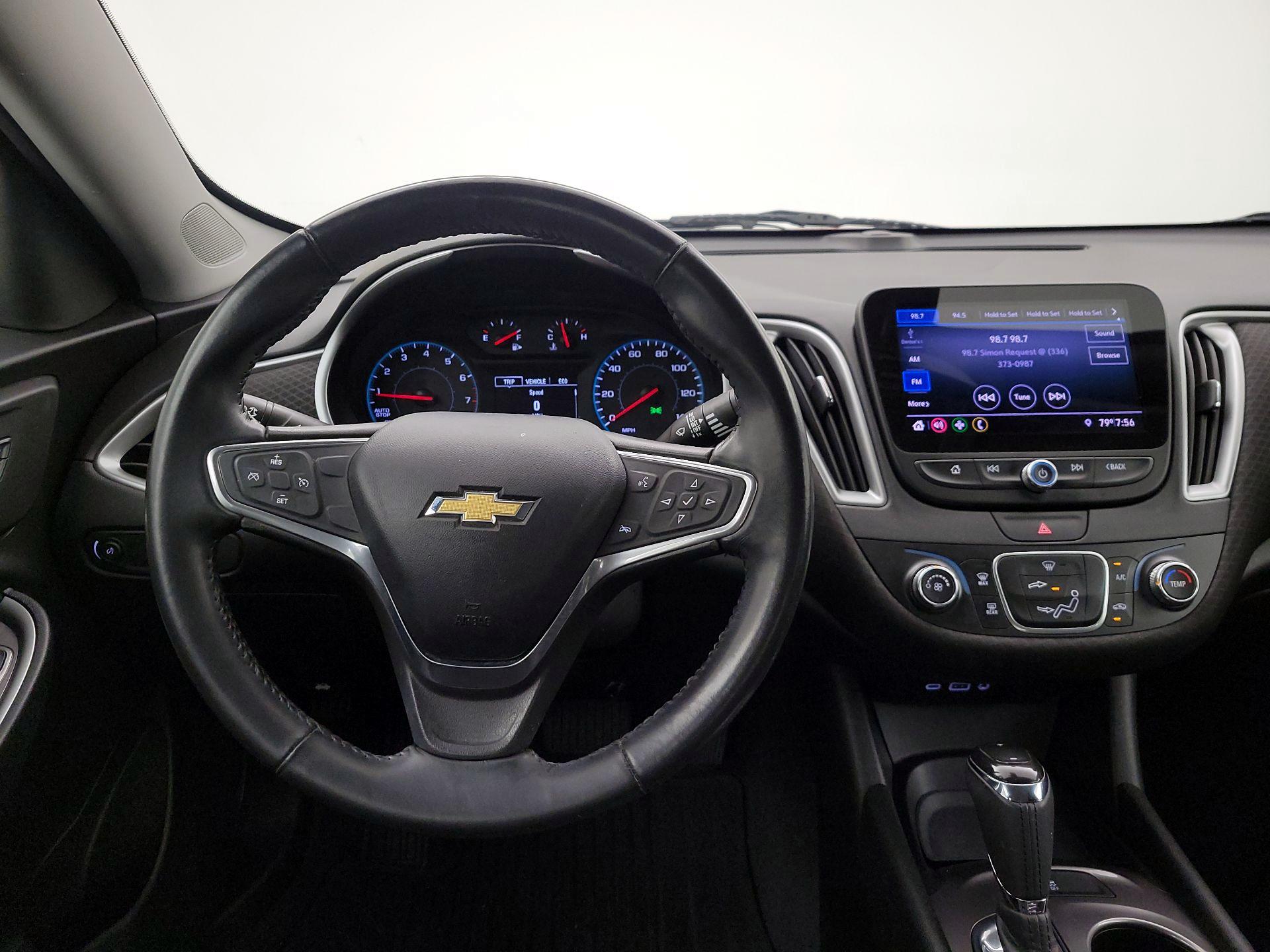 Thumbnail: 2019 Chevrolet Malibu - 10