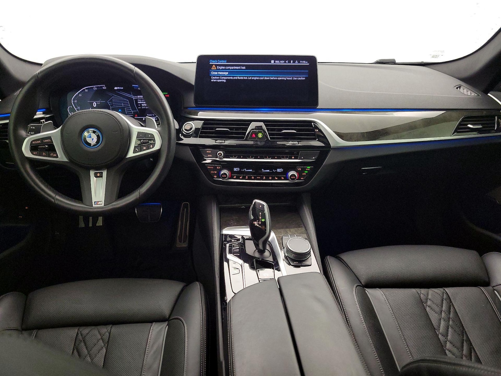 2022 BMW 5 Series 530e - Photo 10