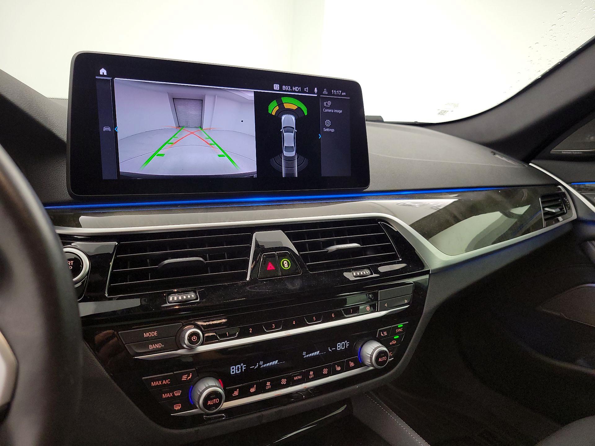 Thumbnail: 2022 BMW 5 Series - 15