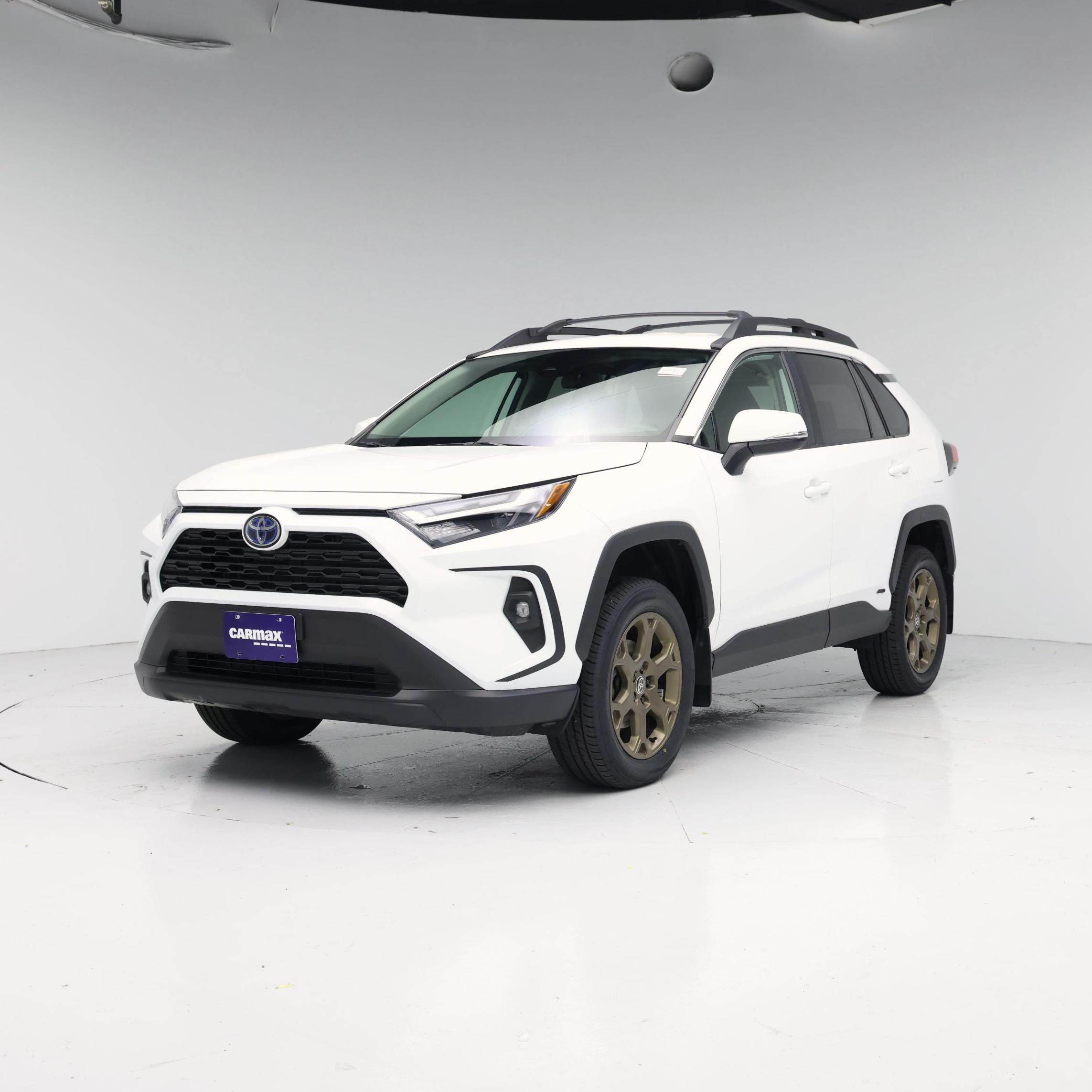 Thumbnail: 2023 Toyota RAV4 - 4
