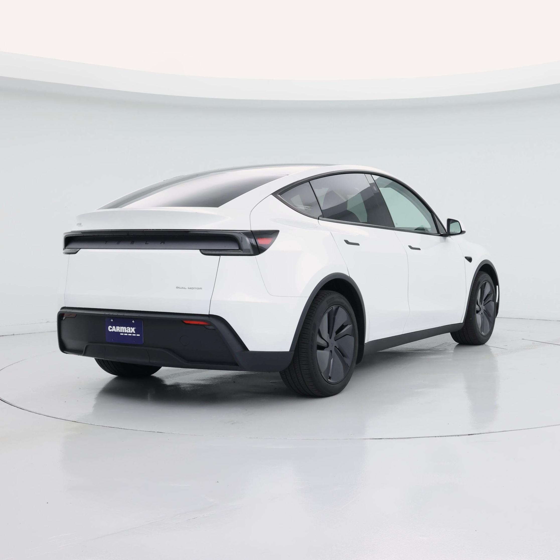 Thumbnail: 2026 Tesla Model Y - 8