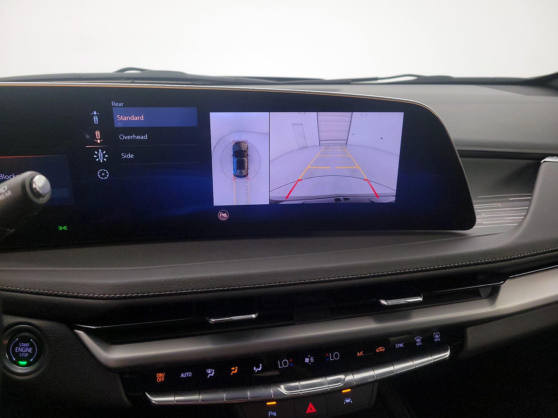 Thumbnail: 2025 Cadillac XT4 - 14