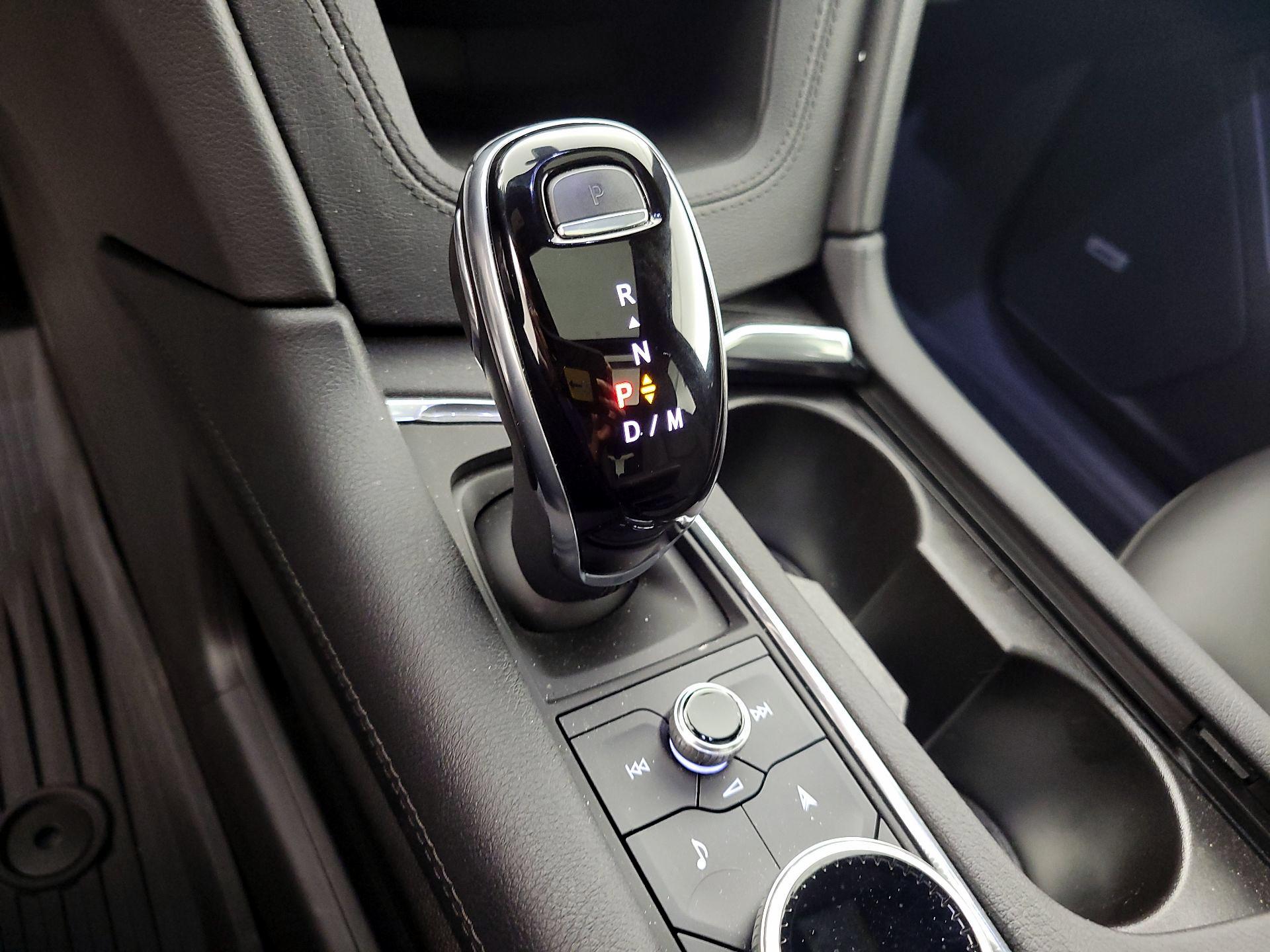 Thumbnail: 2020 Cadillac XT6 - 18
