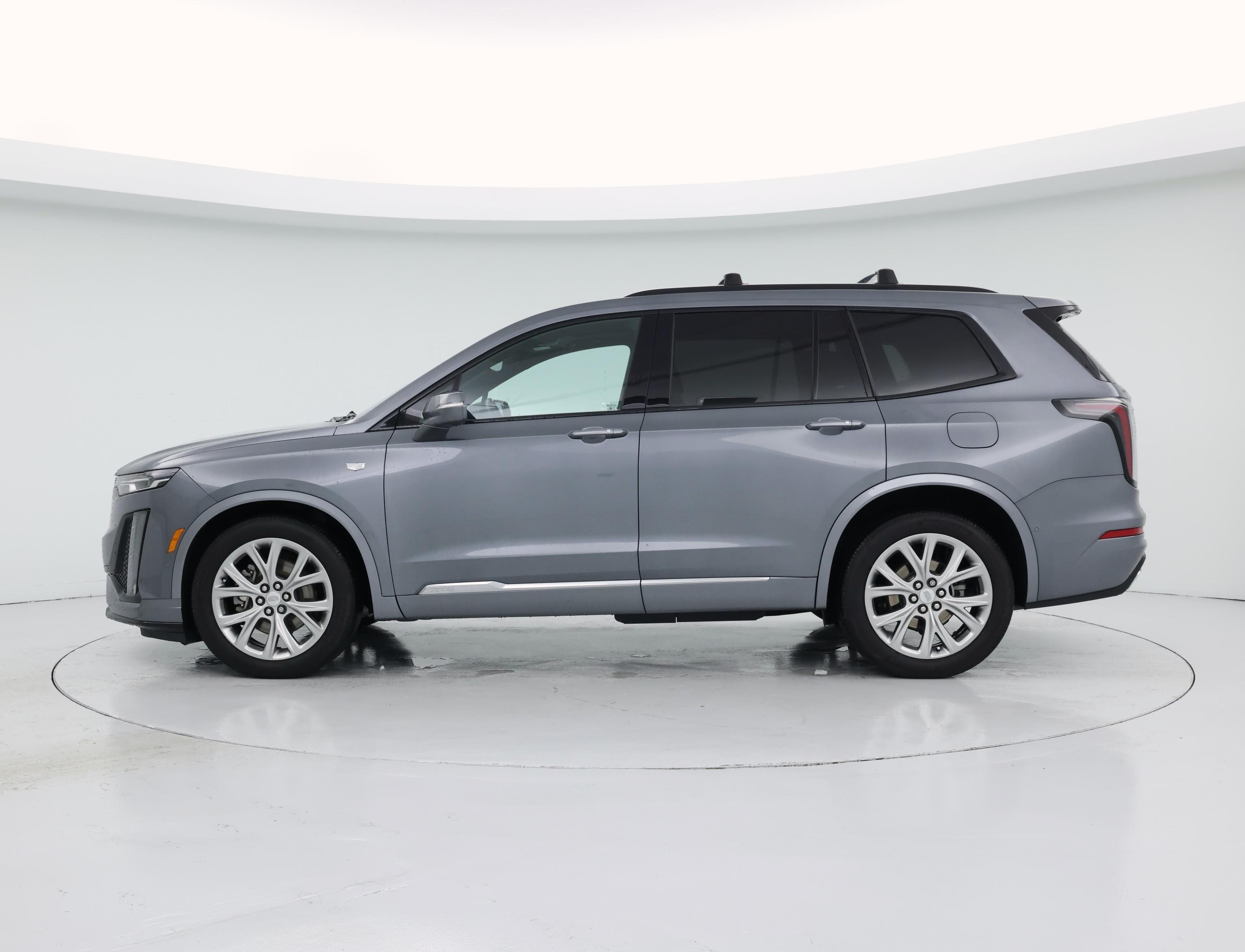 Thumbnail: 2020 Cadillac XT6 - 3