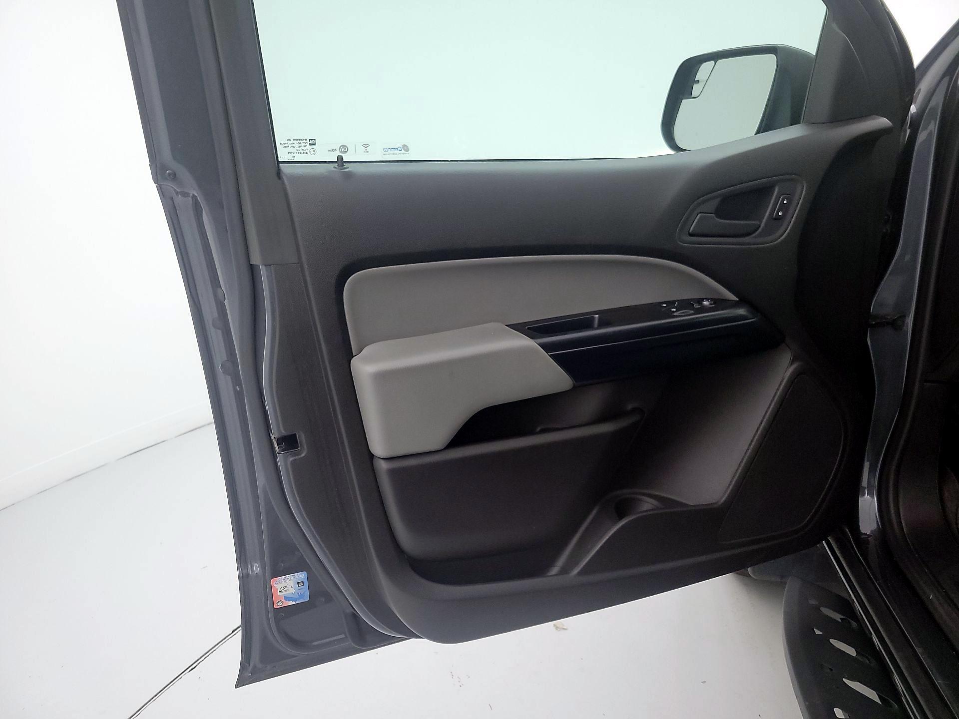 Thumbnail: 2016 Chevrolet Colorado - 12
