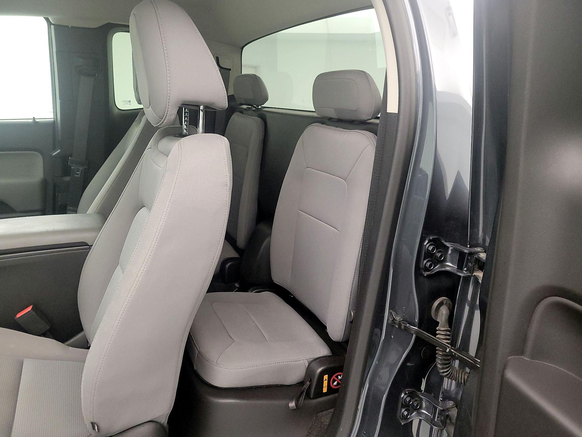 Thumbnail: 2016 Chevrolet Colorado - 19