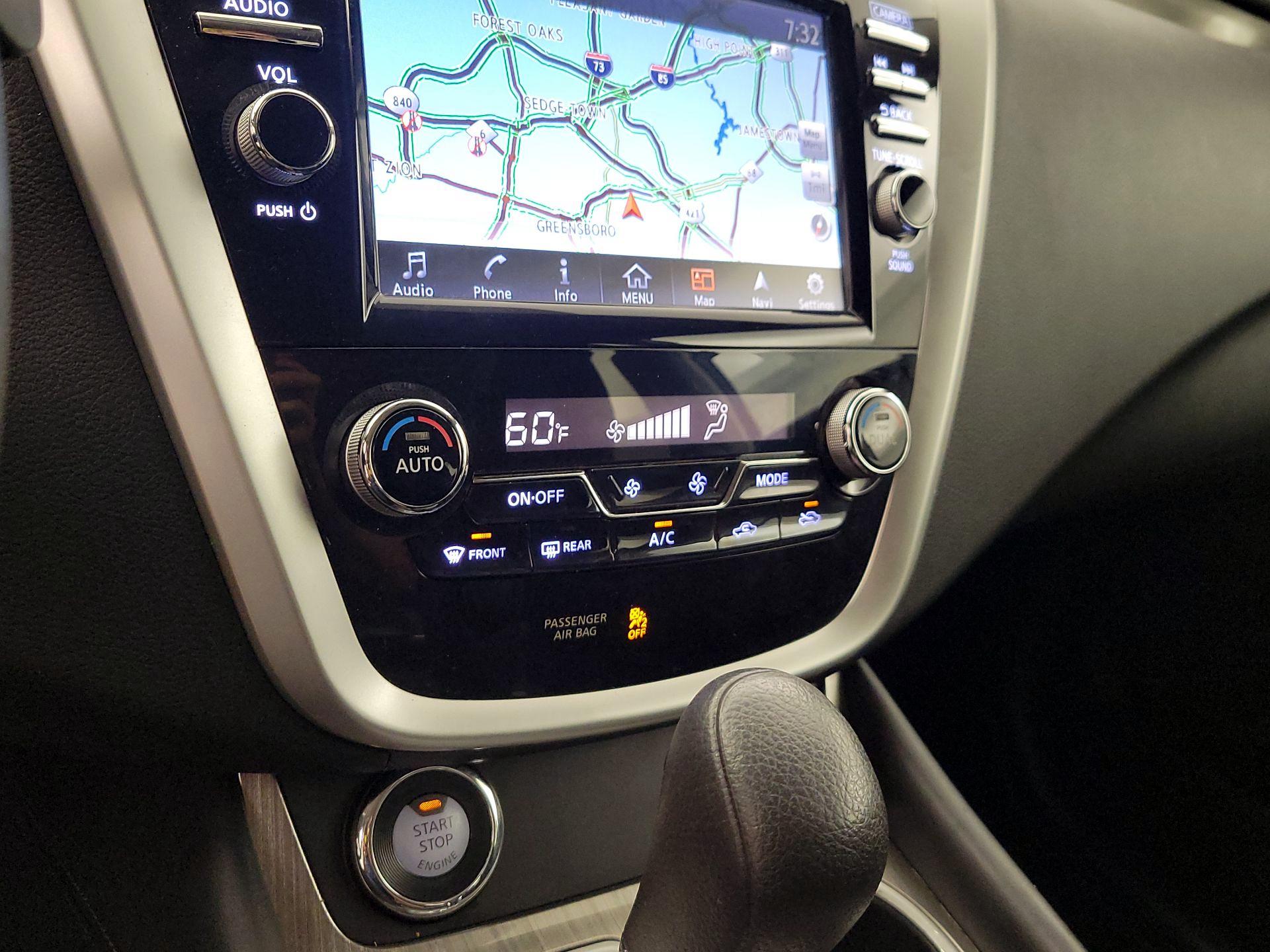 Thumbnail: 2016 Nissan Murano - 17