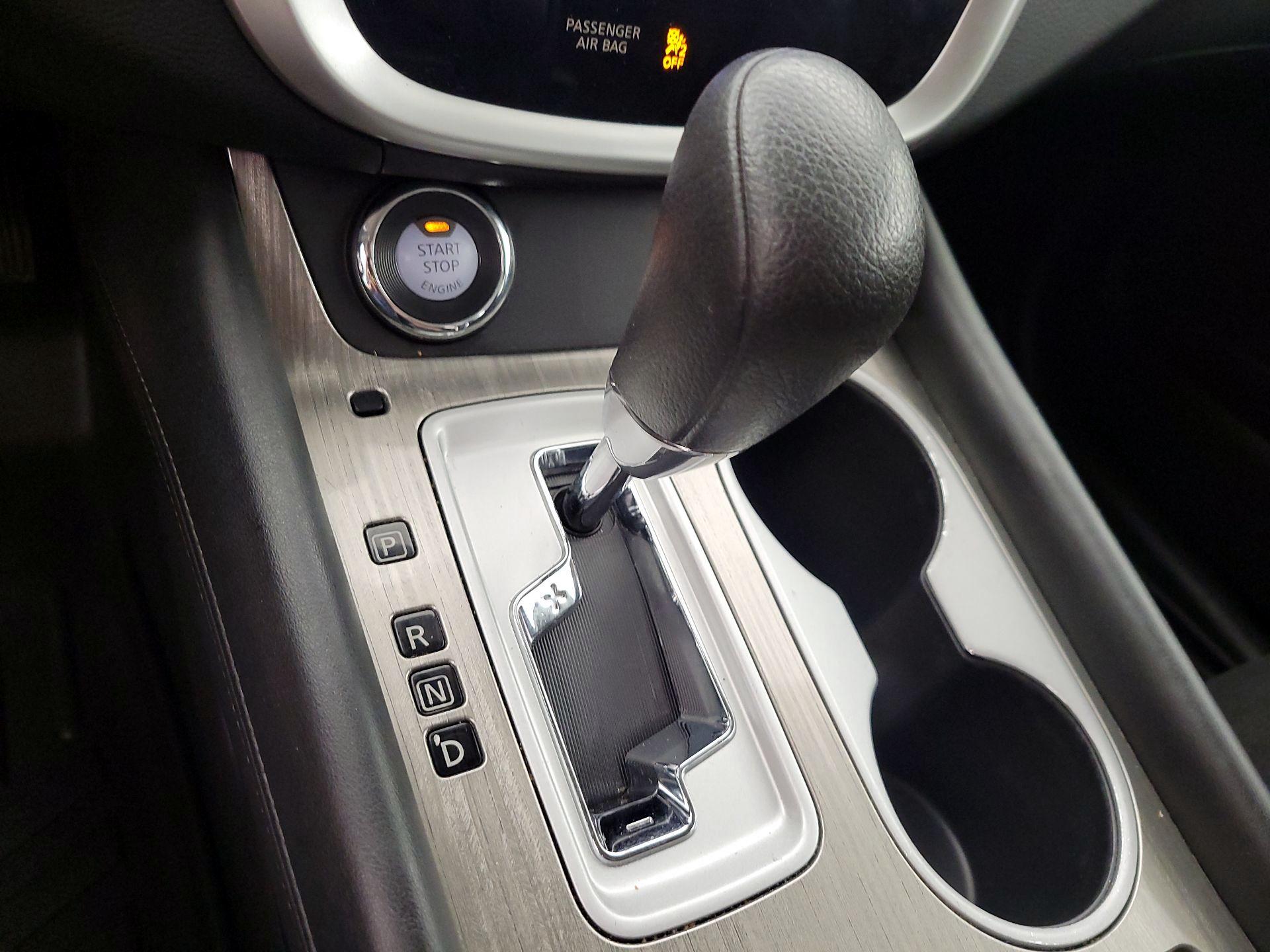 Thumbnail: 2016 Nissan Murano - 18