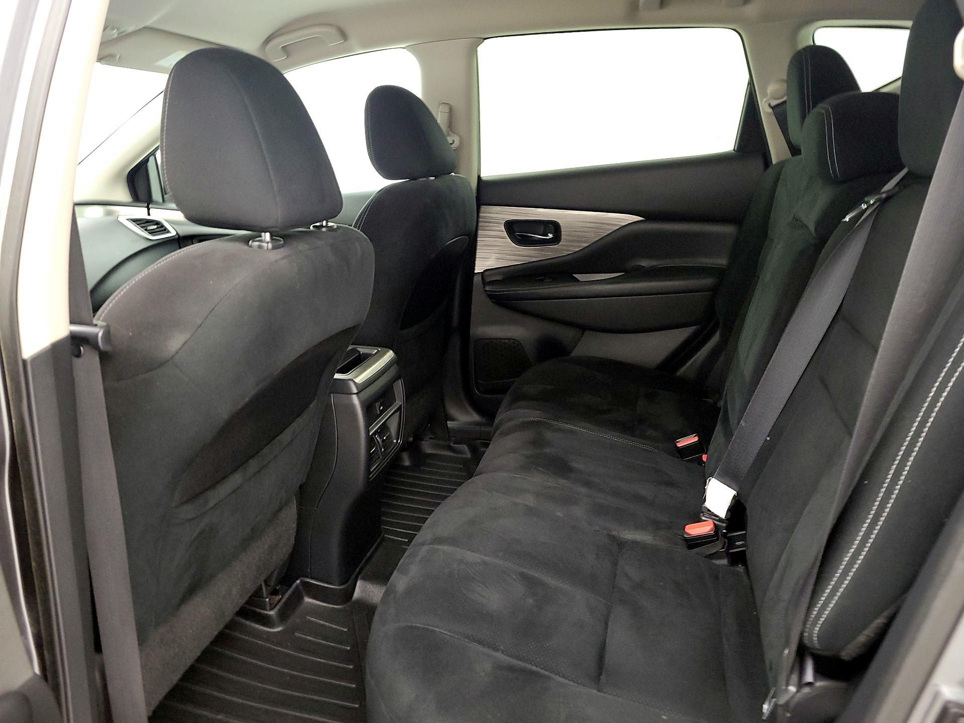Thumbnail: 2016 Nissan Murano - 20