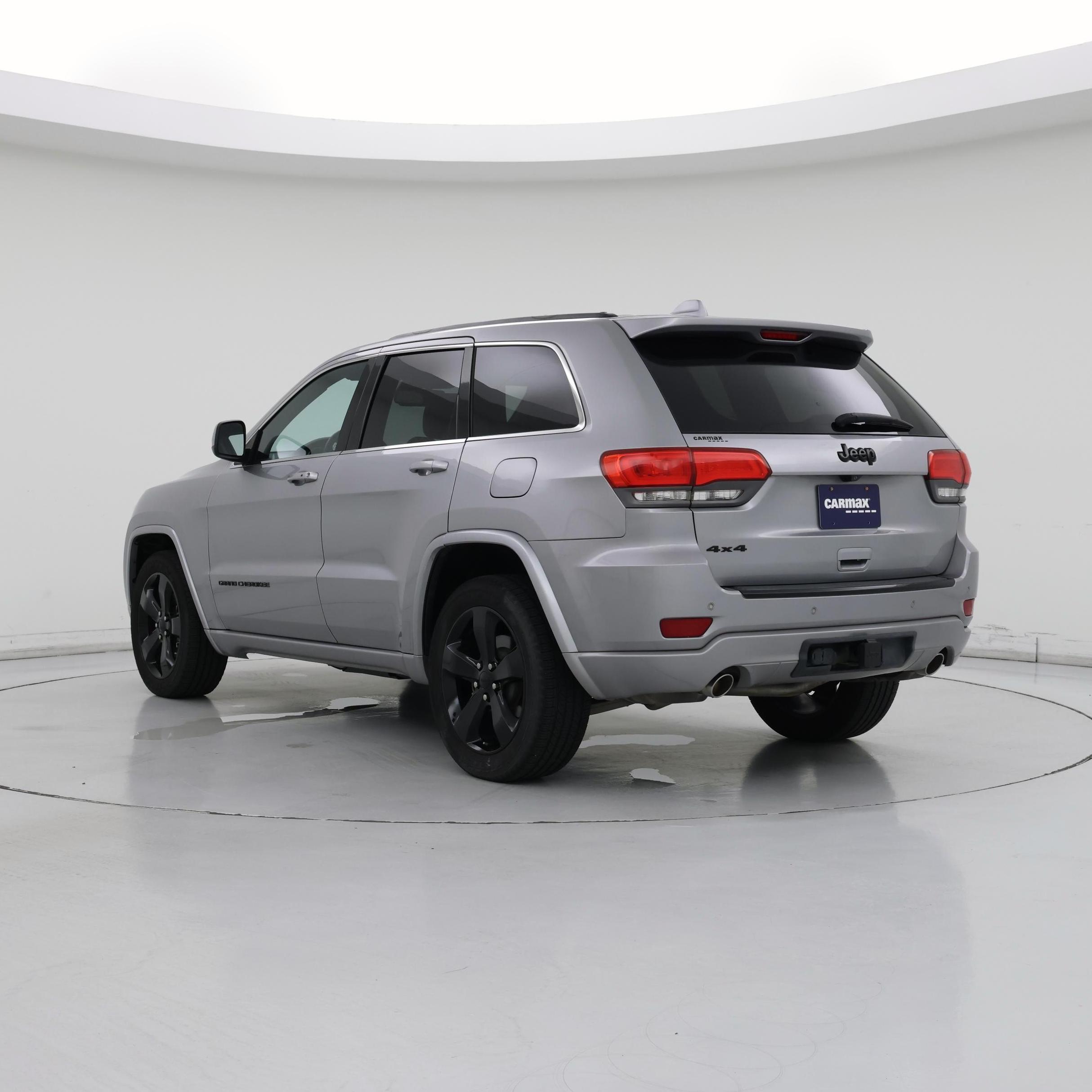 Thumbnail: 2015 Jeep Grand Cherokee - 2