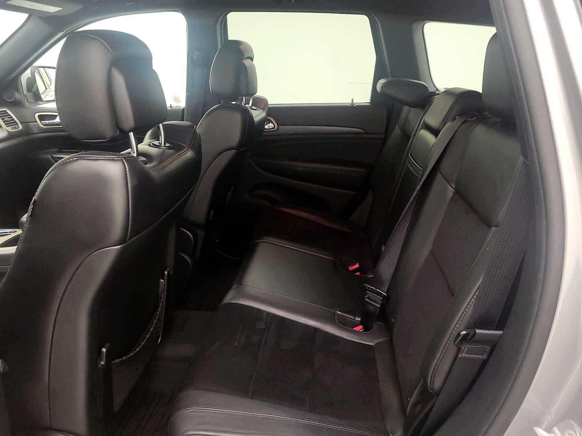 Thumbnail: 2015 Jeep Grand Cherokee - 20