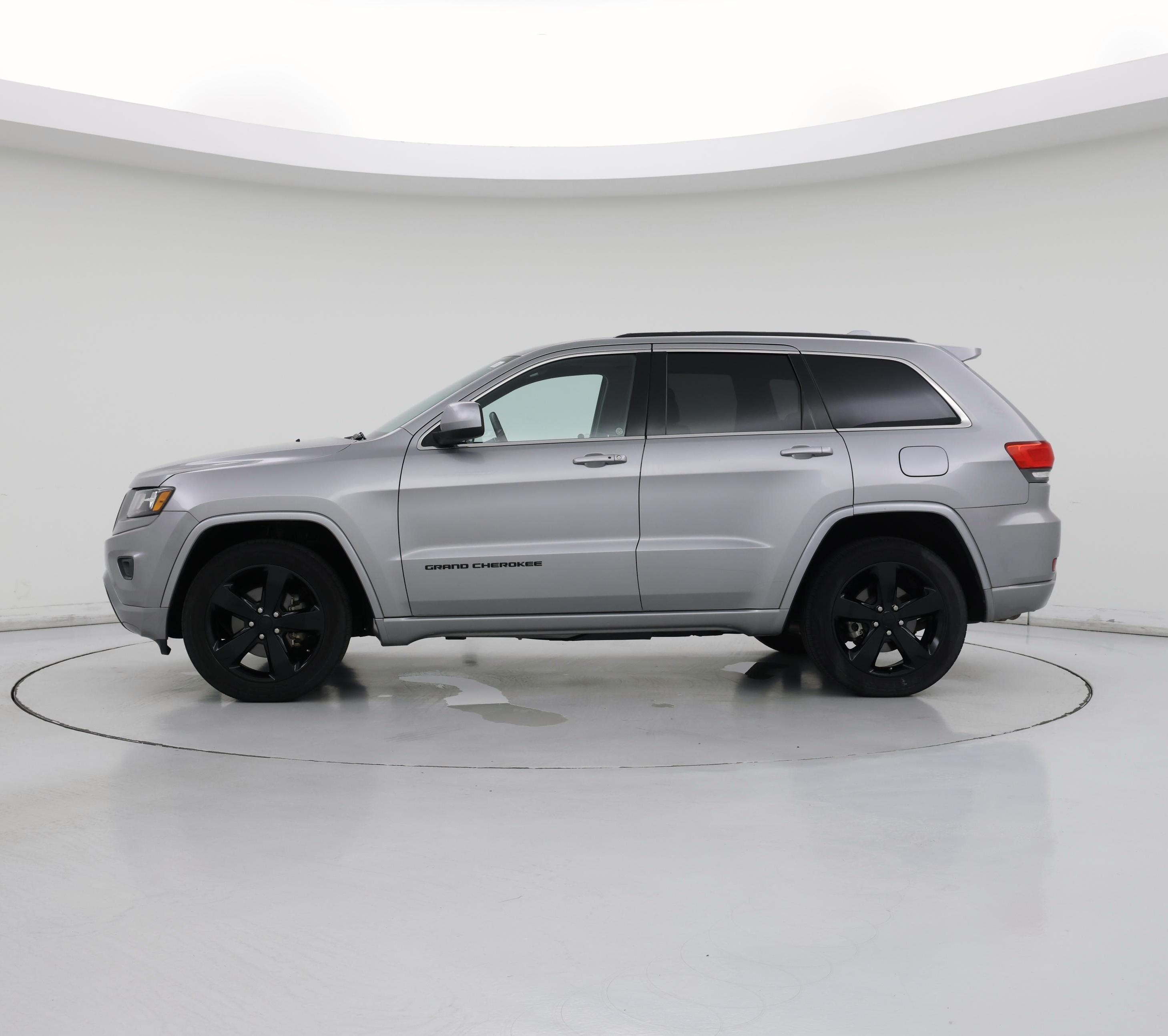 Thumbnail: 2015 Jeep Grand Cherokee - 3