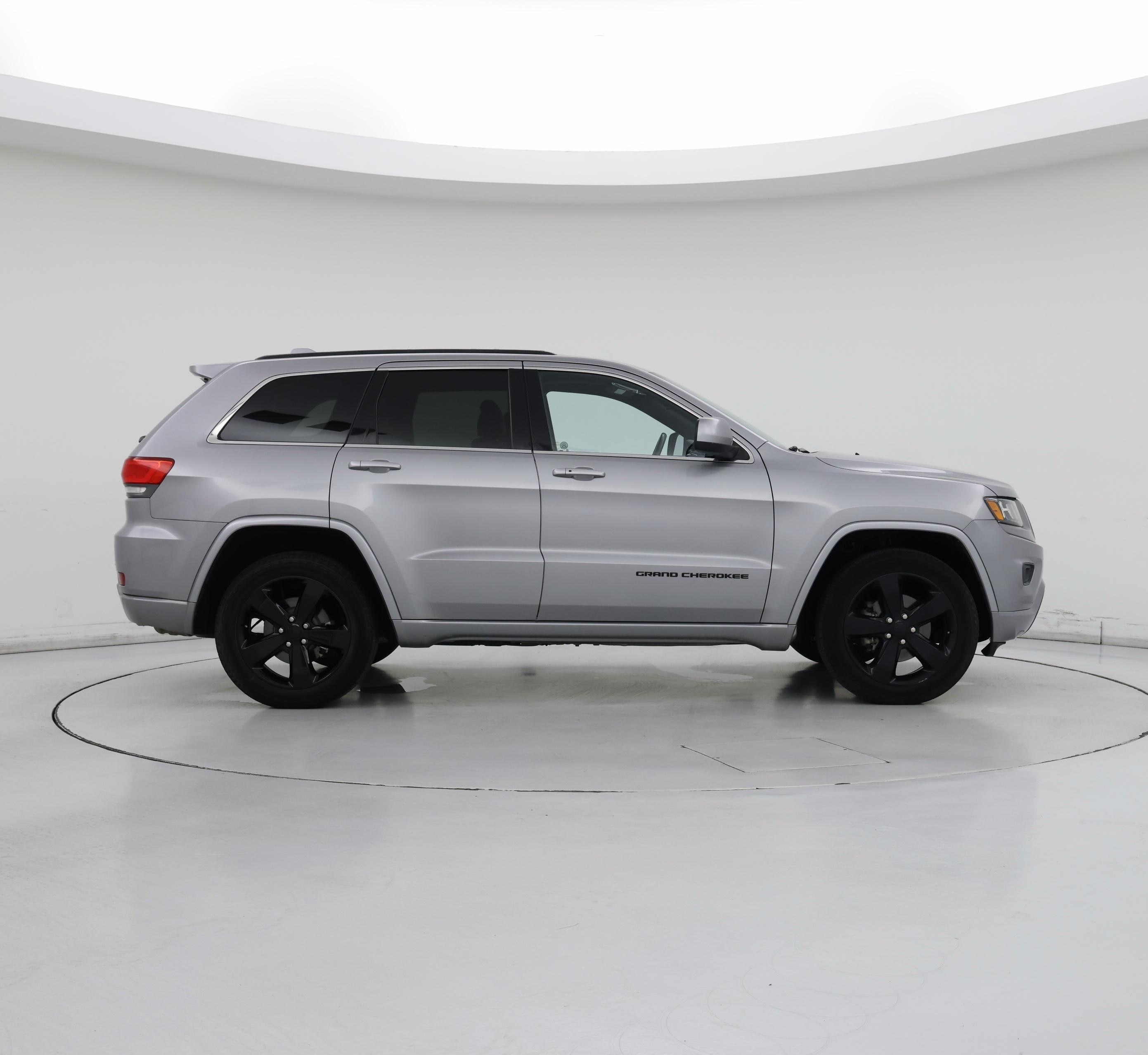 Thumbnail: 2015 Jeep Grand Cherokee - 7