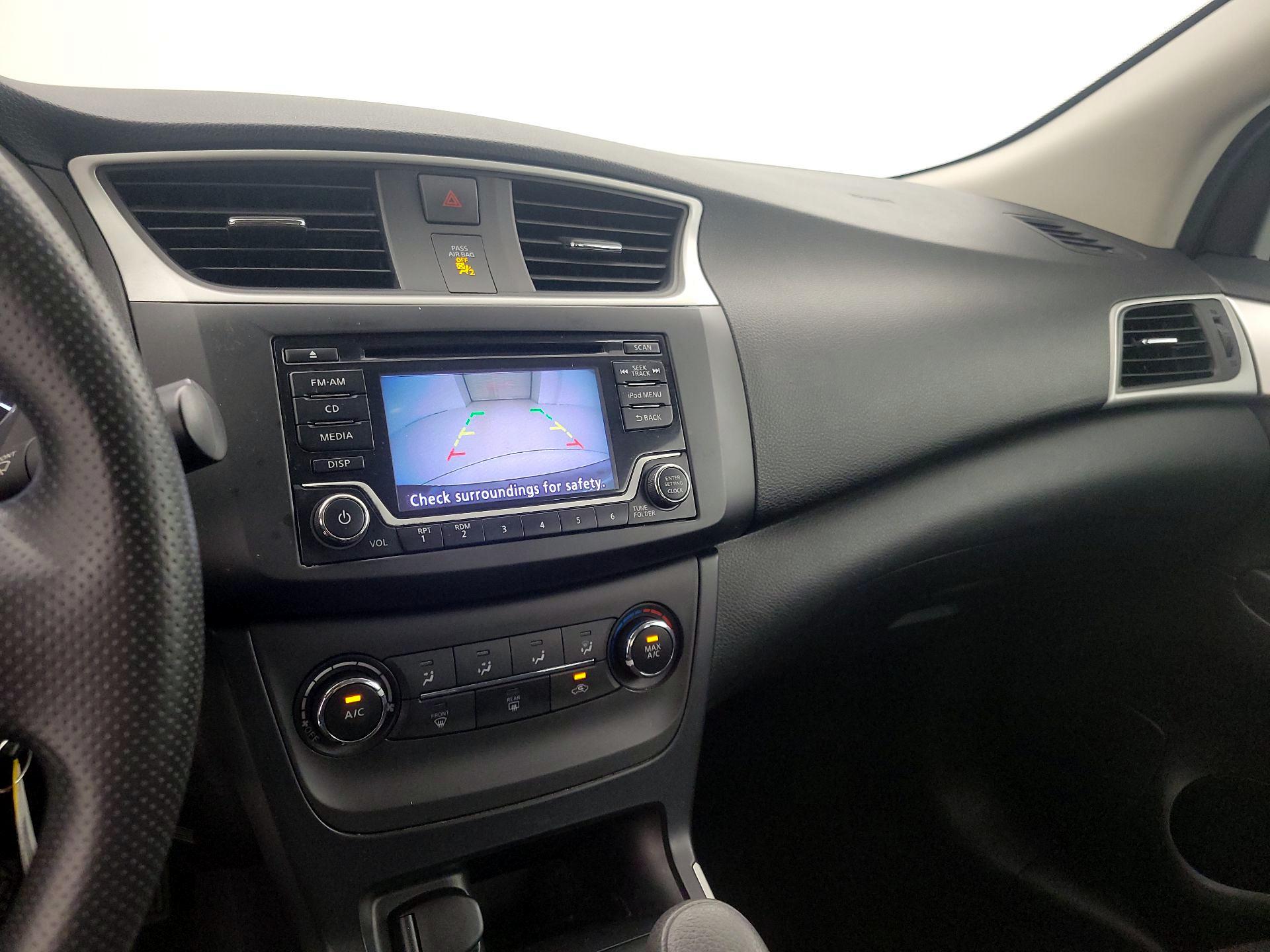 Thumbnail: 2018 Nissan Sentra - 14