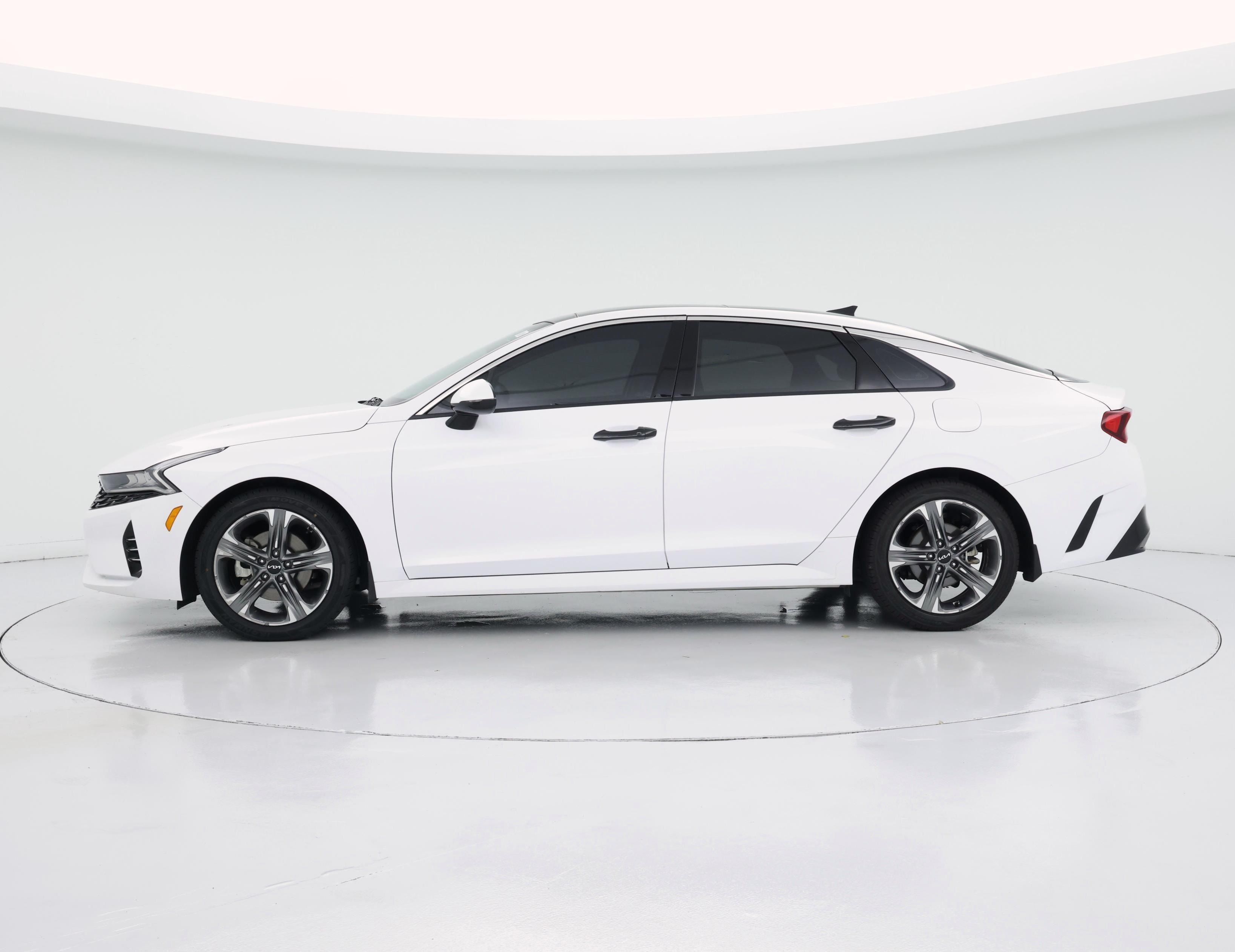 Thumbnail: 2024 Kia K5 - 3