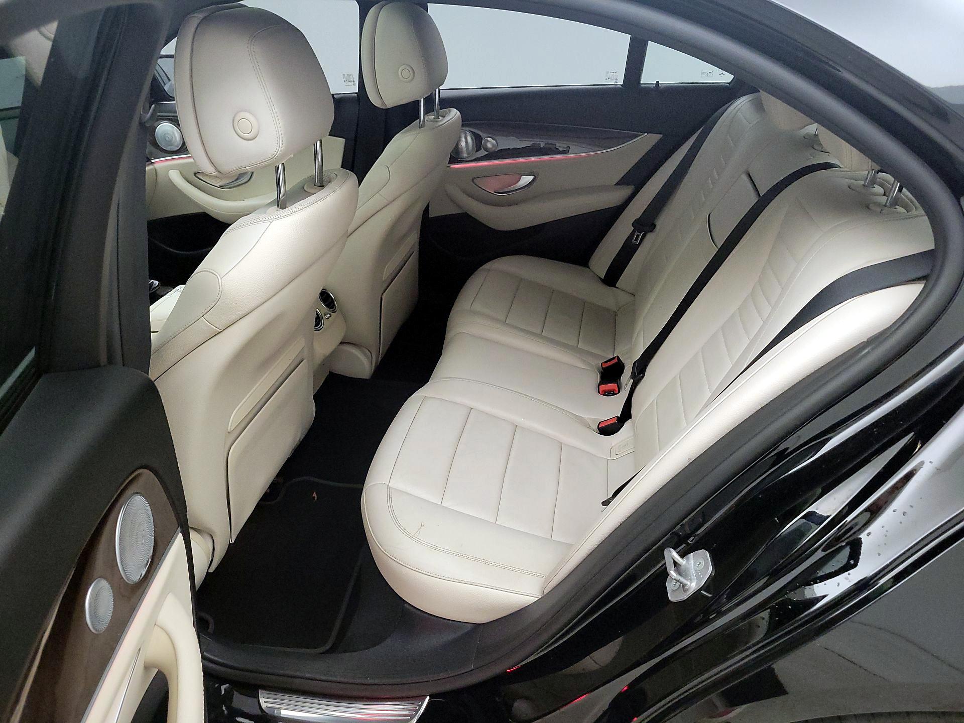 Thumbnail: 2017 Mercedes-Benz E-Class - 20