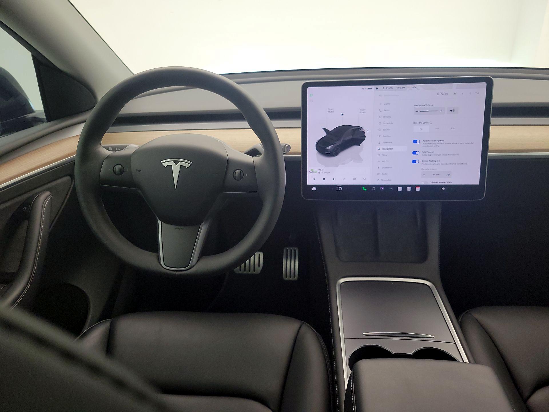 Thumbnail: 2023 Tesla Model Y - 10