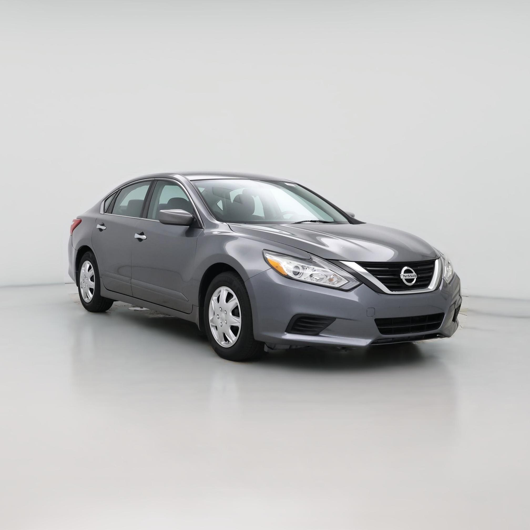 Thumbnail: 2017 Nissan Altima - 1