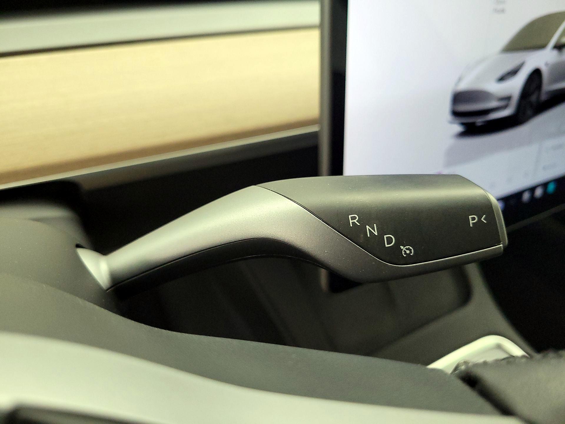 Thumbnail: 2023 Tesla Model 3 - 15