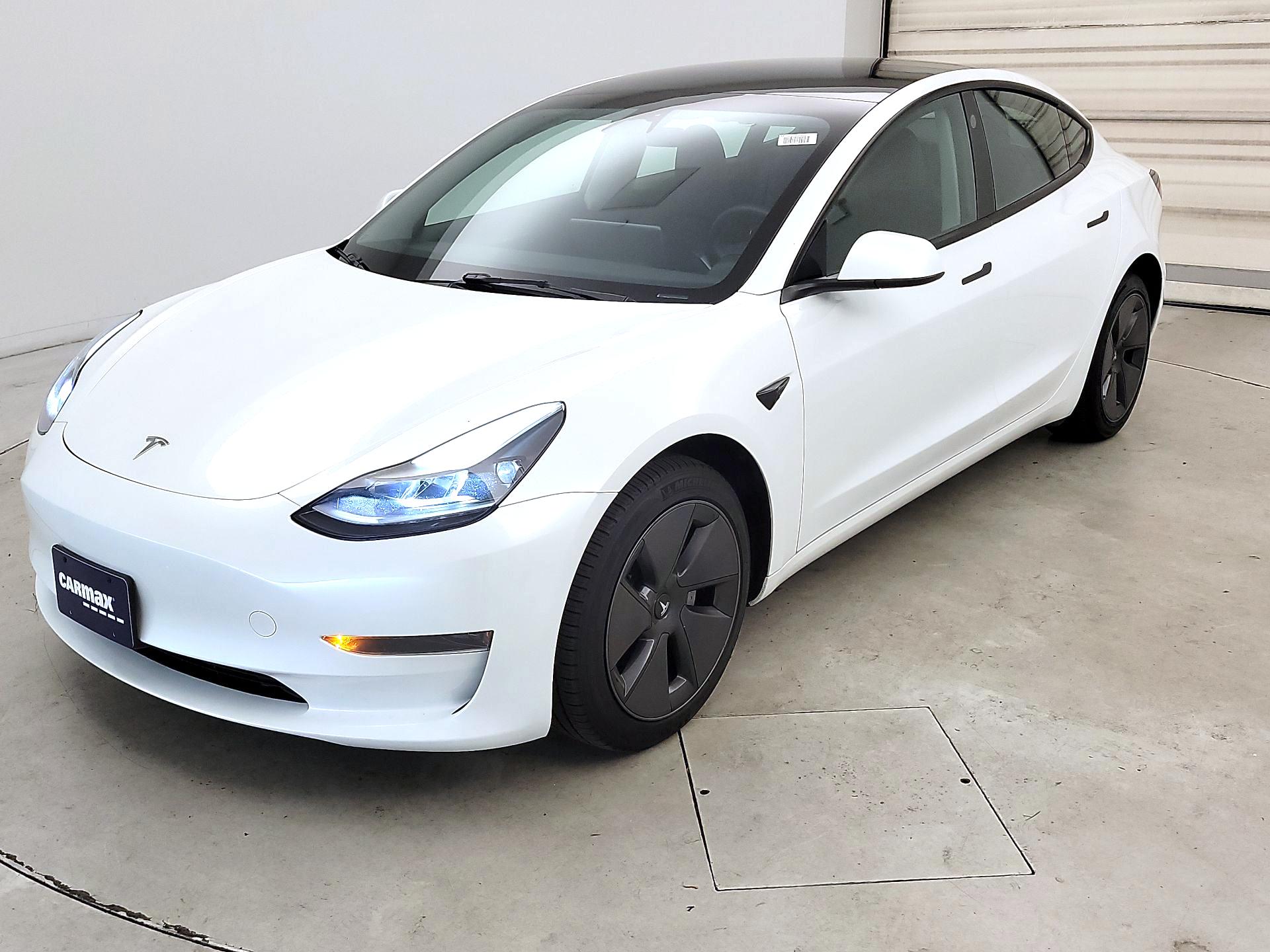 Thumbnail: 2023 Tesla Model 3 - 3