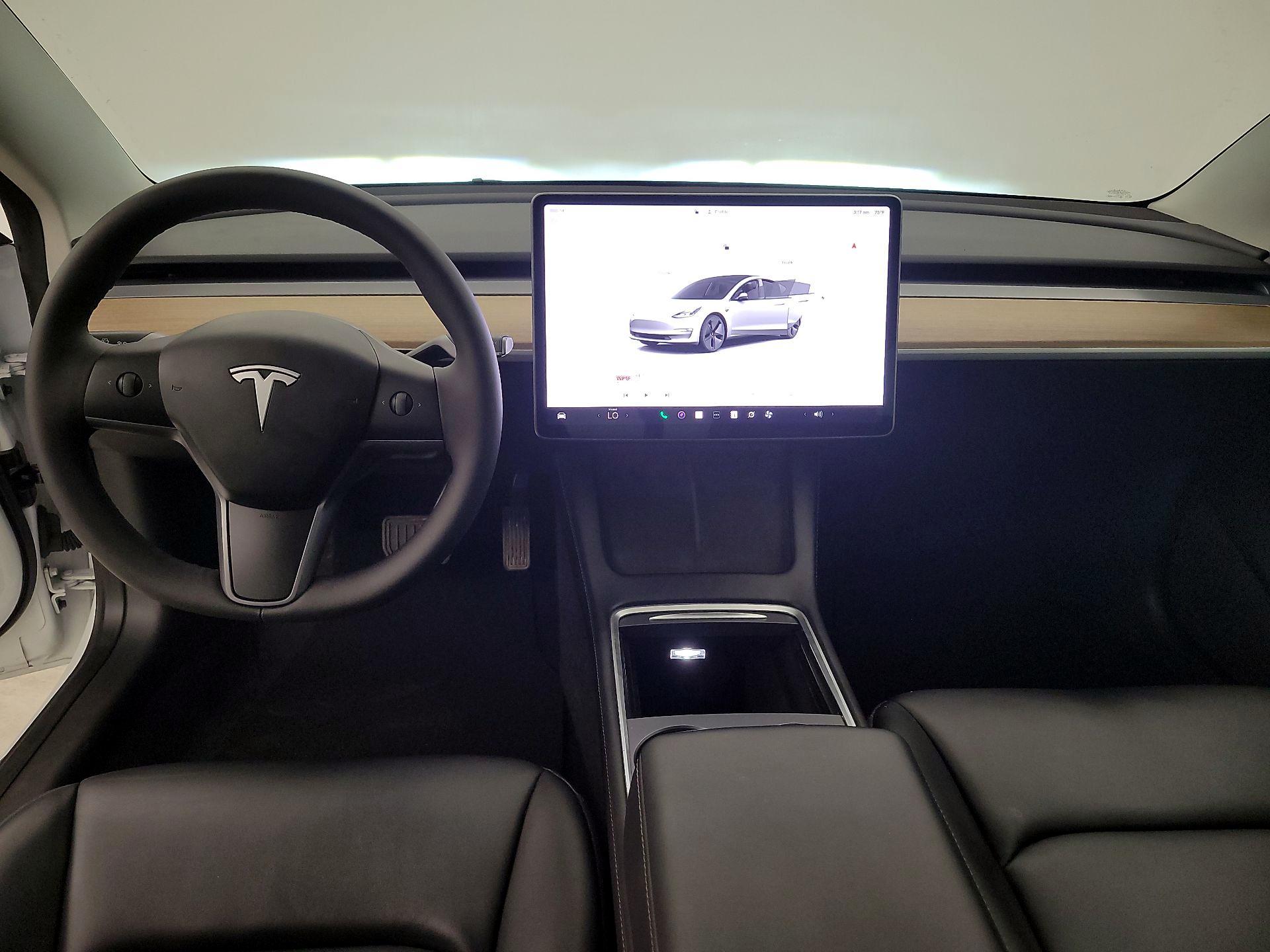 Thumbnail: 2023 Tesla Model 3 - 9