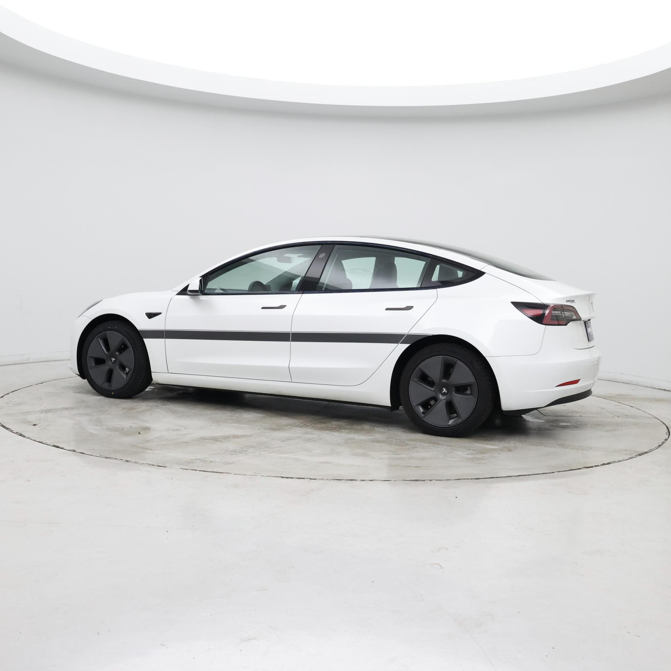 Thumbnail: 2023 Tesla Model 3 - 6