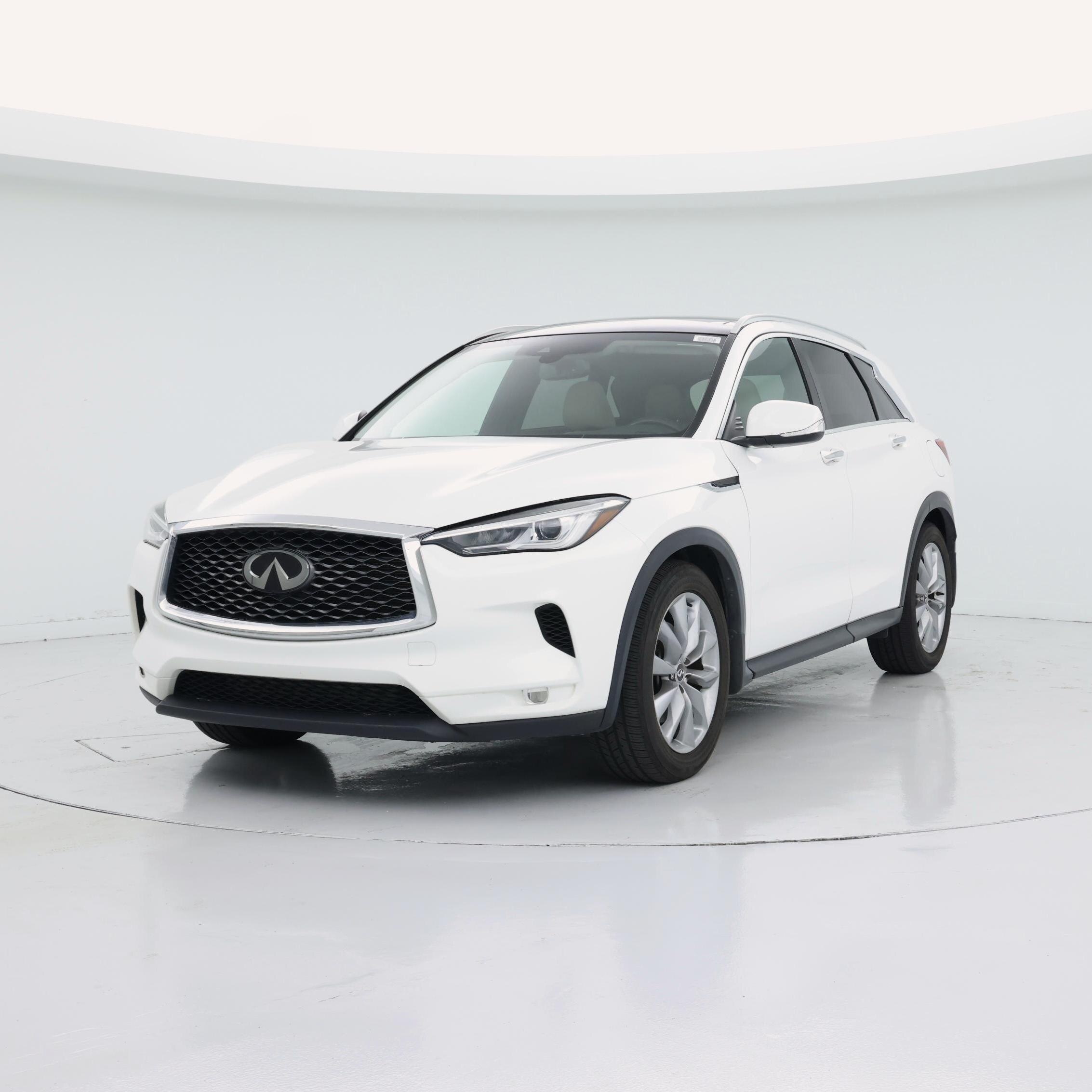 Thumbnail: 2019 INFINITI QX50 - 4