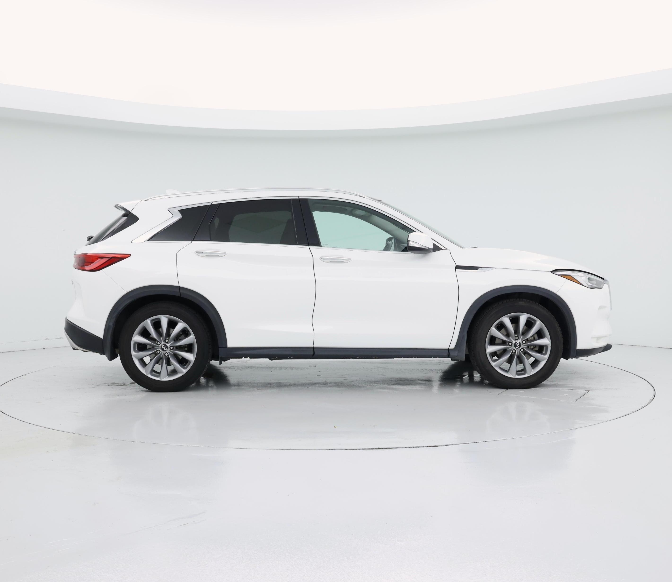 Thumbnail: 2019 INFINITI QX50 - 7