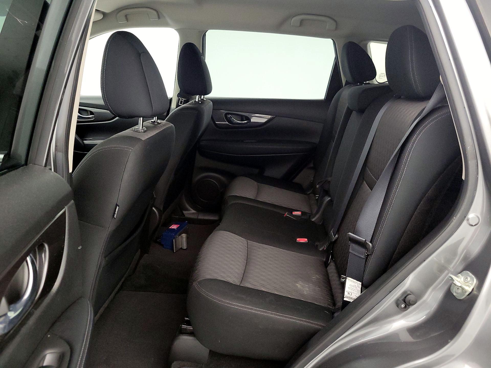Thumbnail: 2020 Nissan Rogue - 19