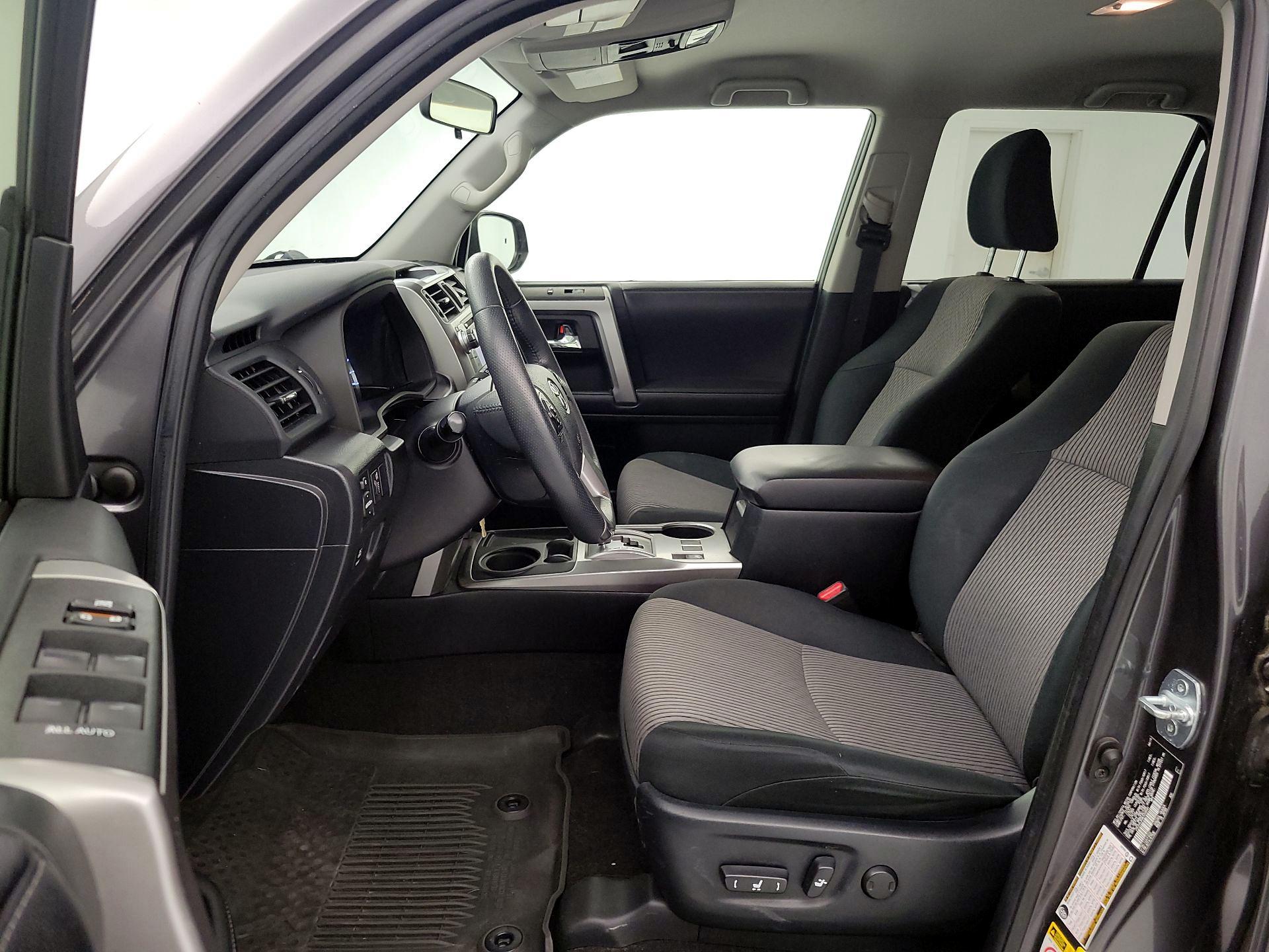 Thumbnail: 2019 Toyota 4Runner - 11