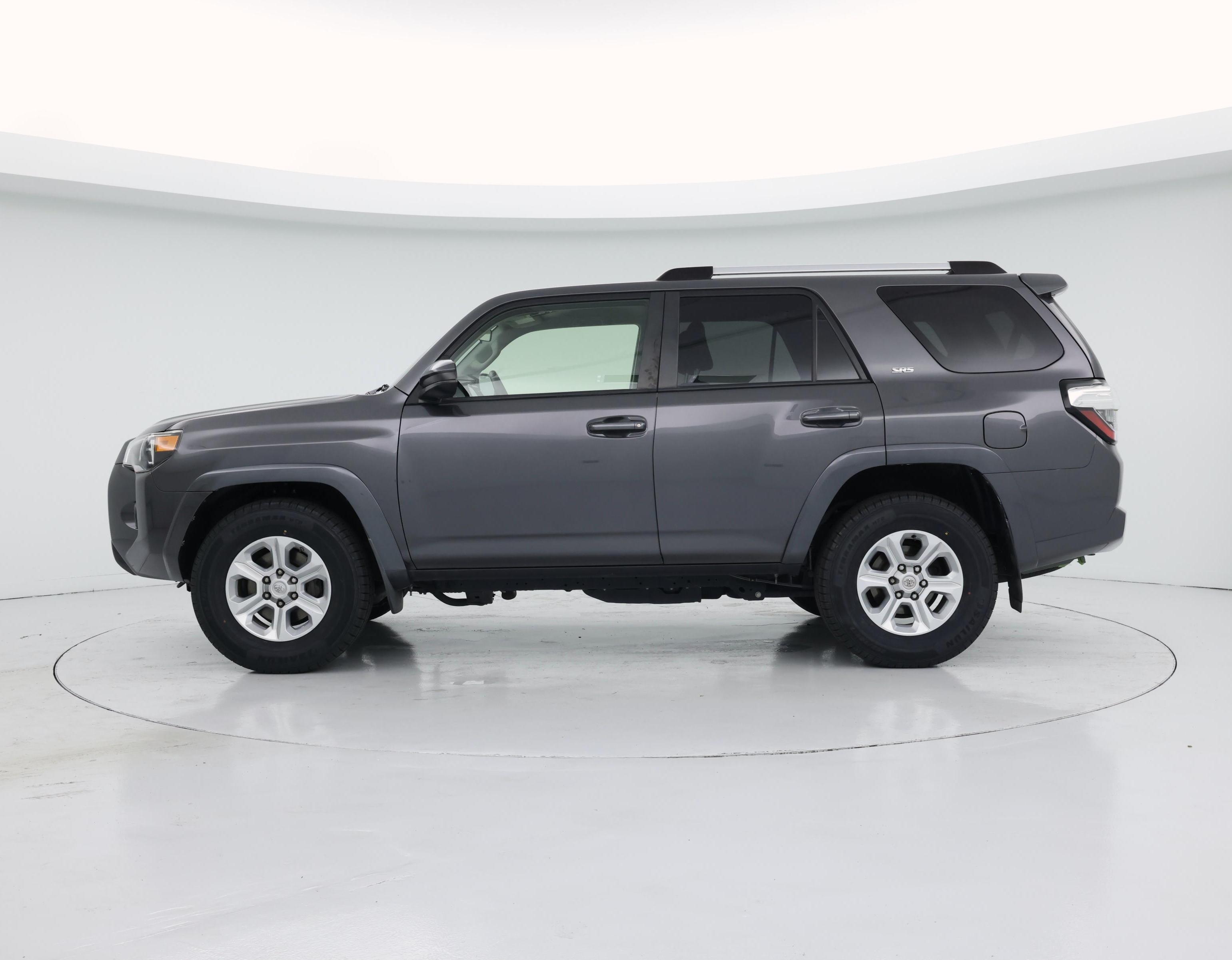 Thumbnail: 2019 Toyota 4Runner - 3