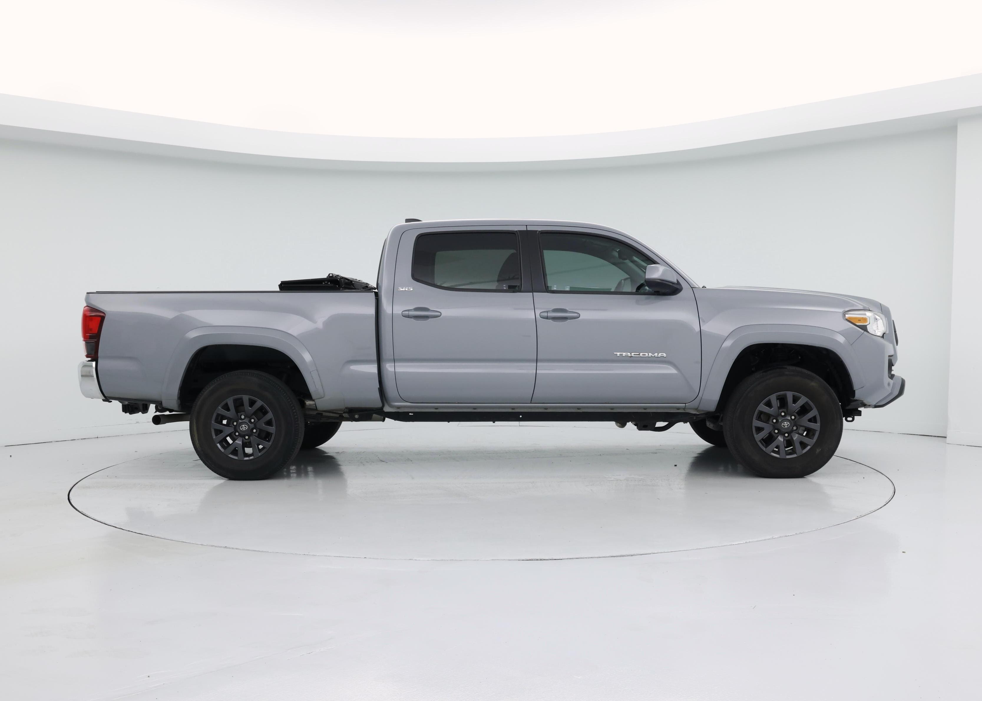 Thumbnail: 2021 Toyota Tacoma - 7
