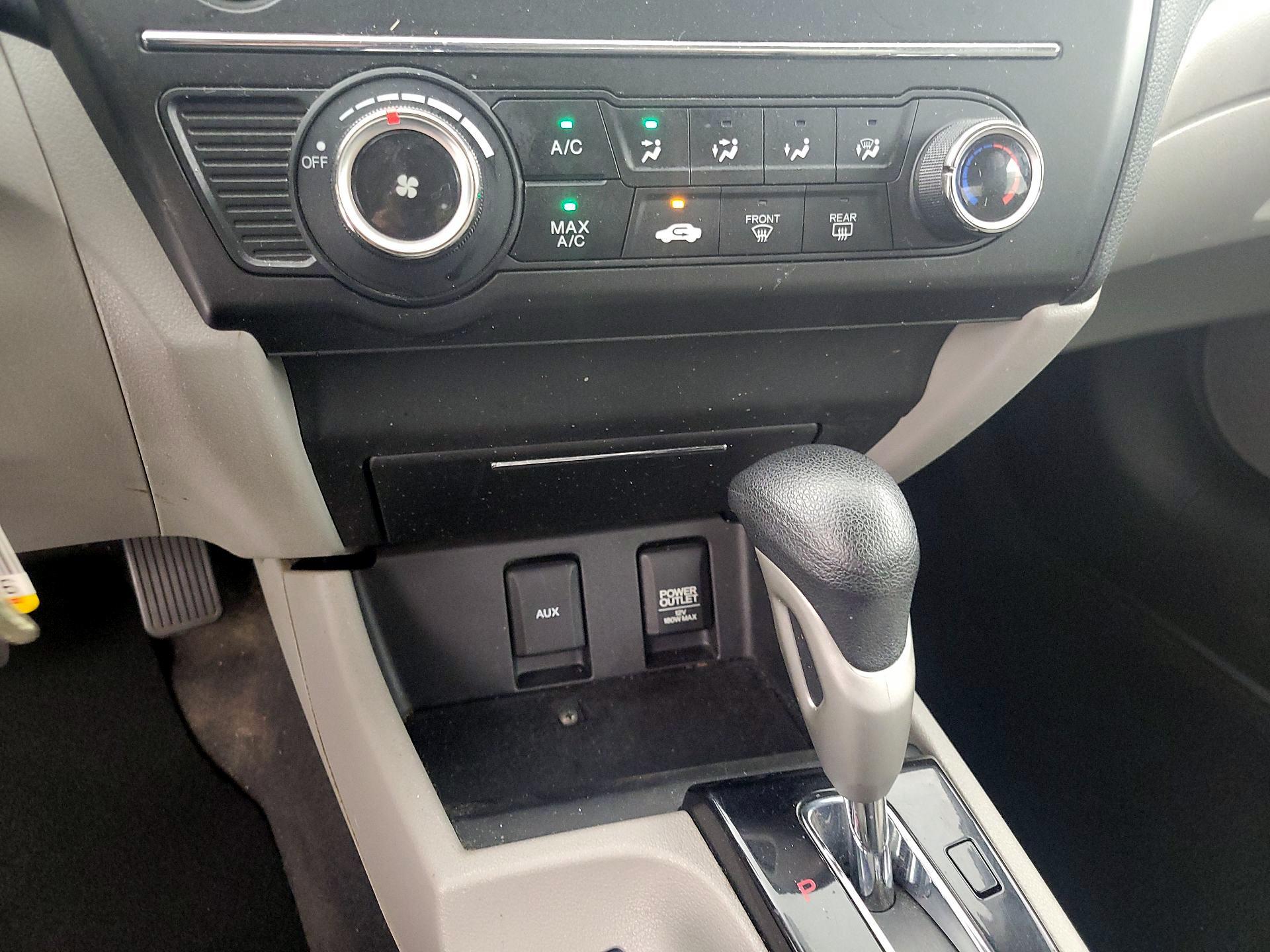 Thumbnail: 2015 Honda Civic - 16