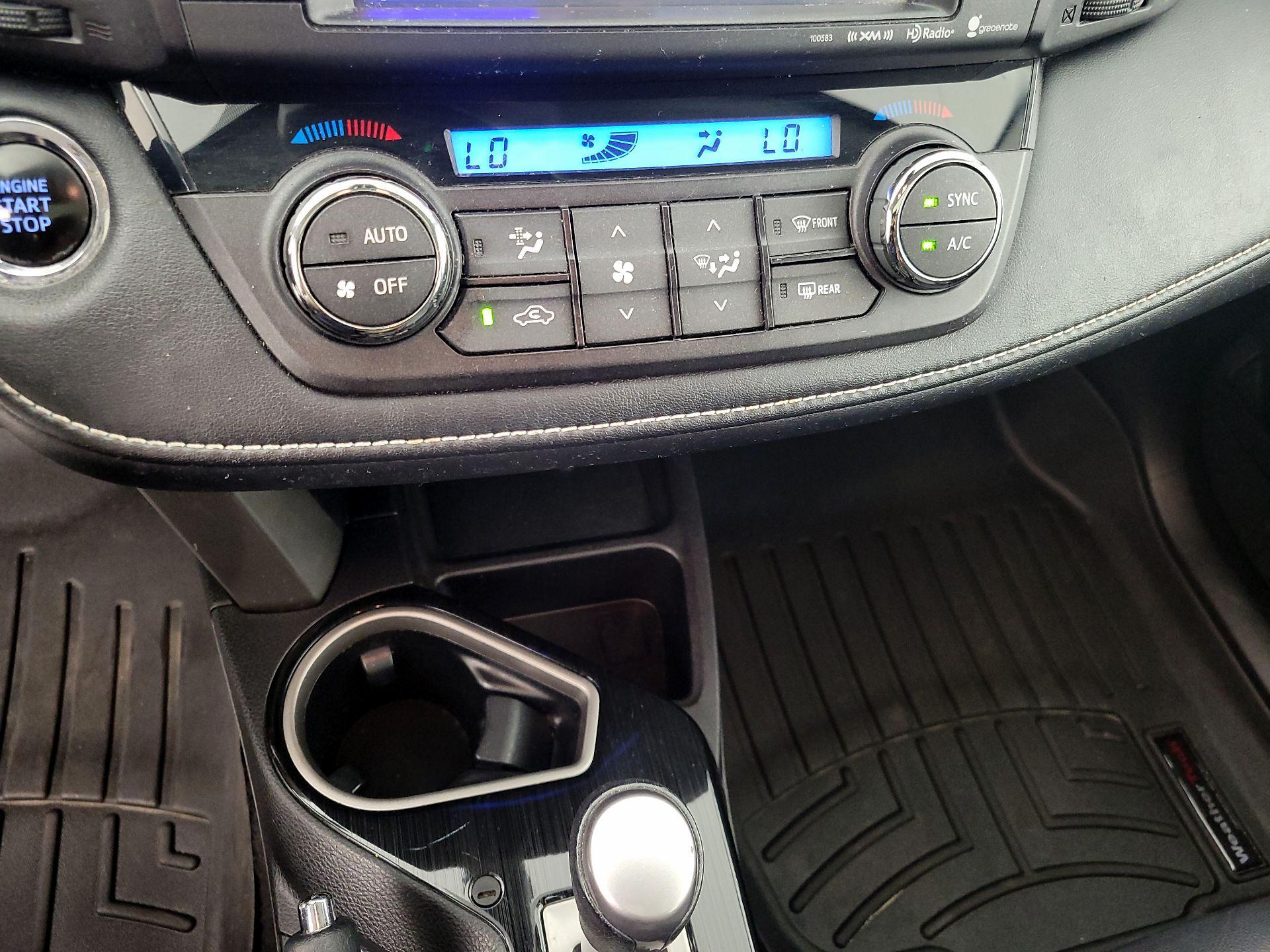 Thumbnail: 2016 Toyota RAV4 - 17