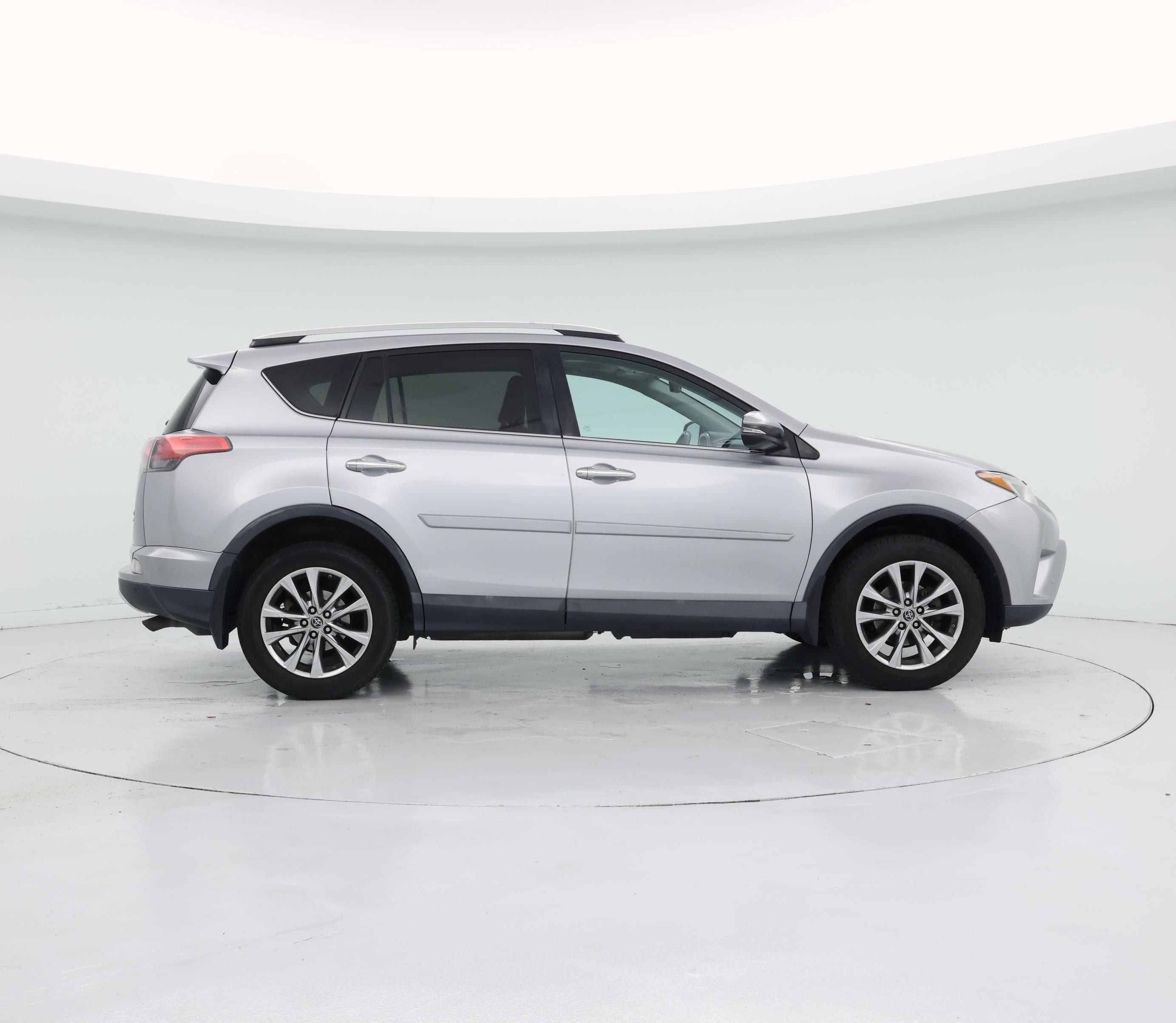 Thumbnail: 2016 Toyota RAV4 - 7