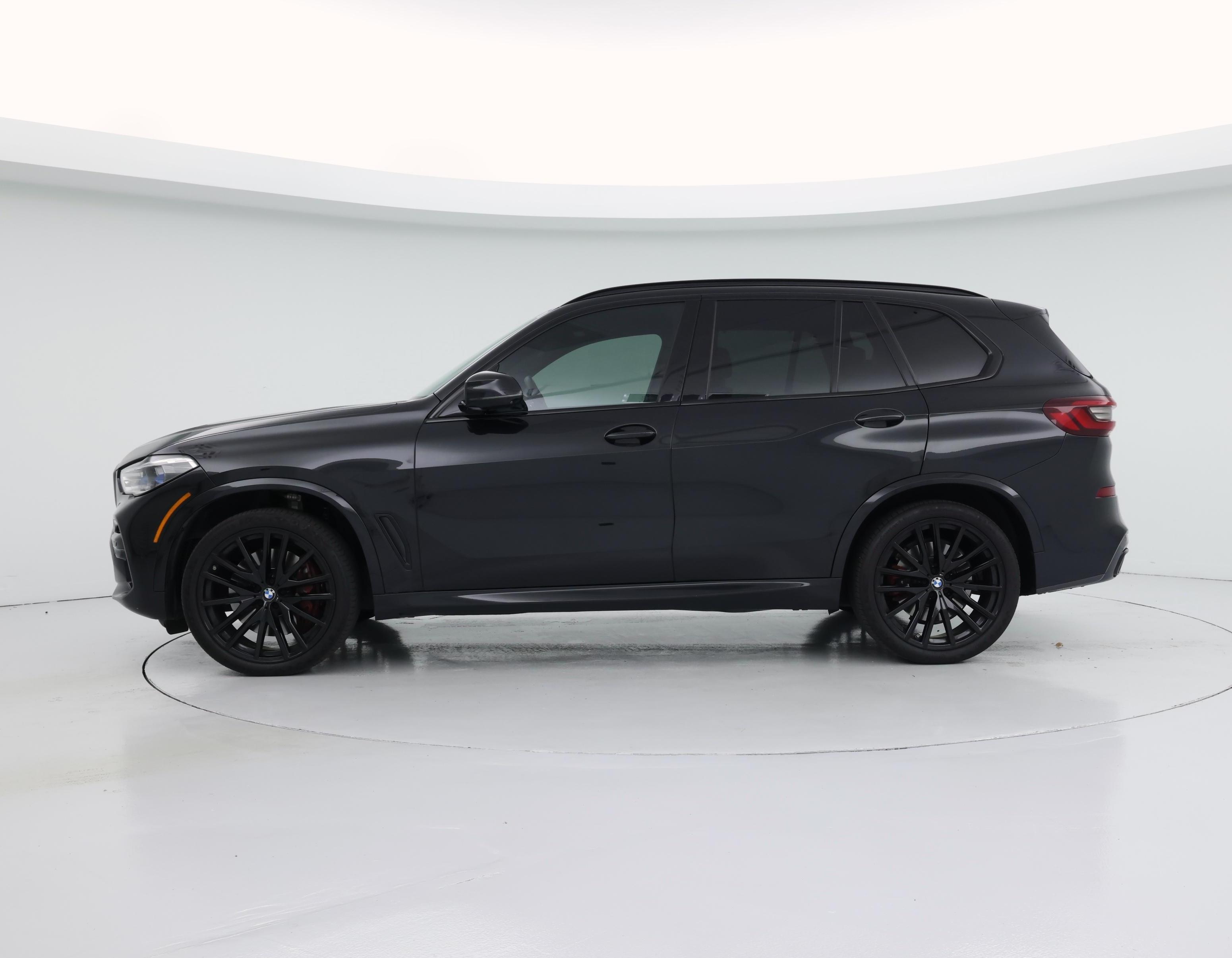 Thumbnail: 2022 BMW X5 - 3