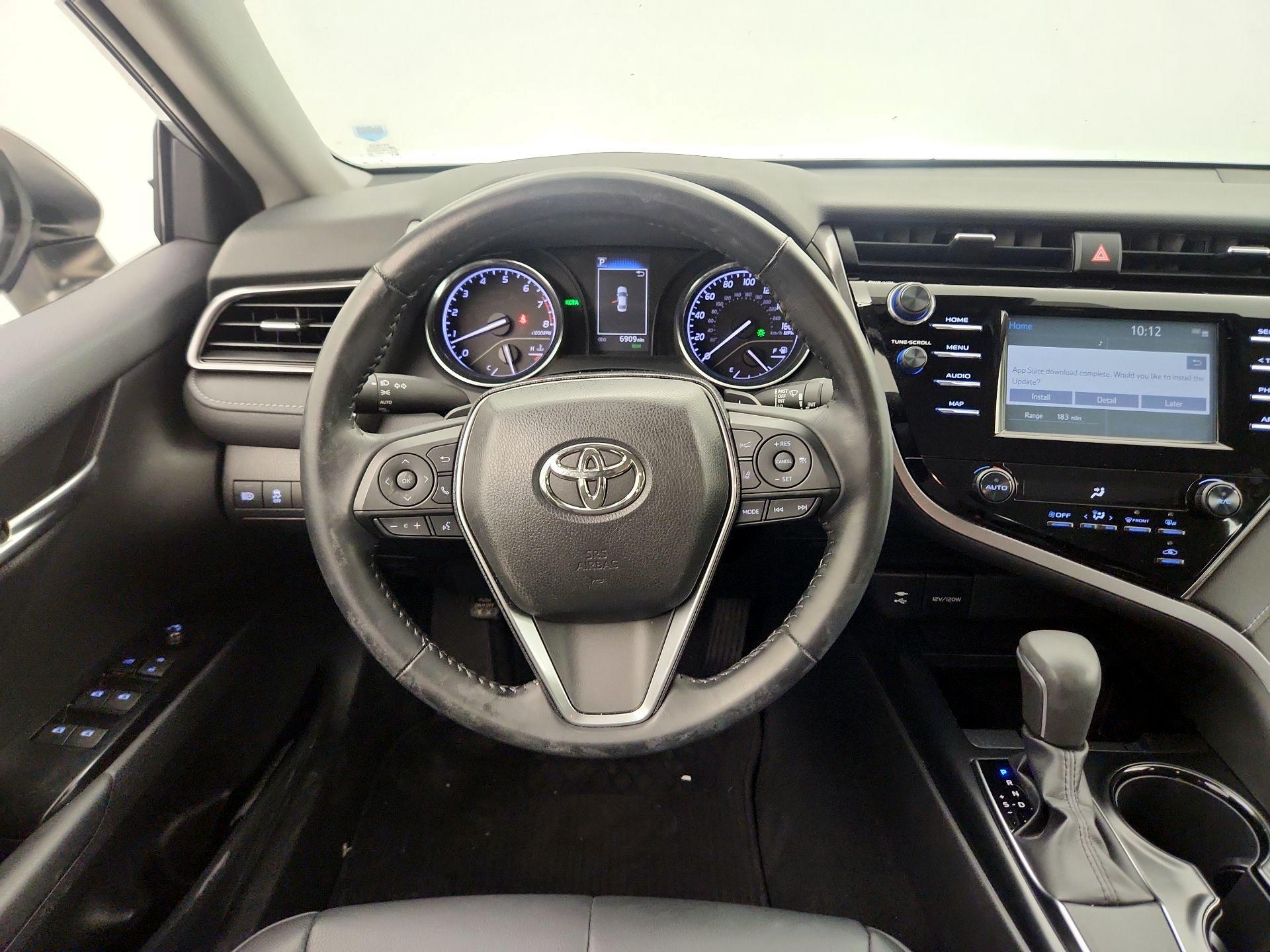 Thumbnail: 2019 Toyota Camry - 10