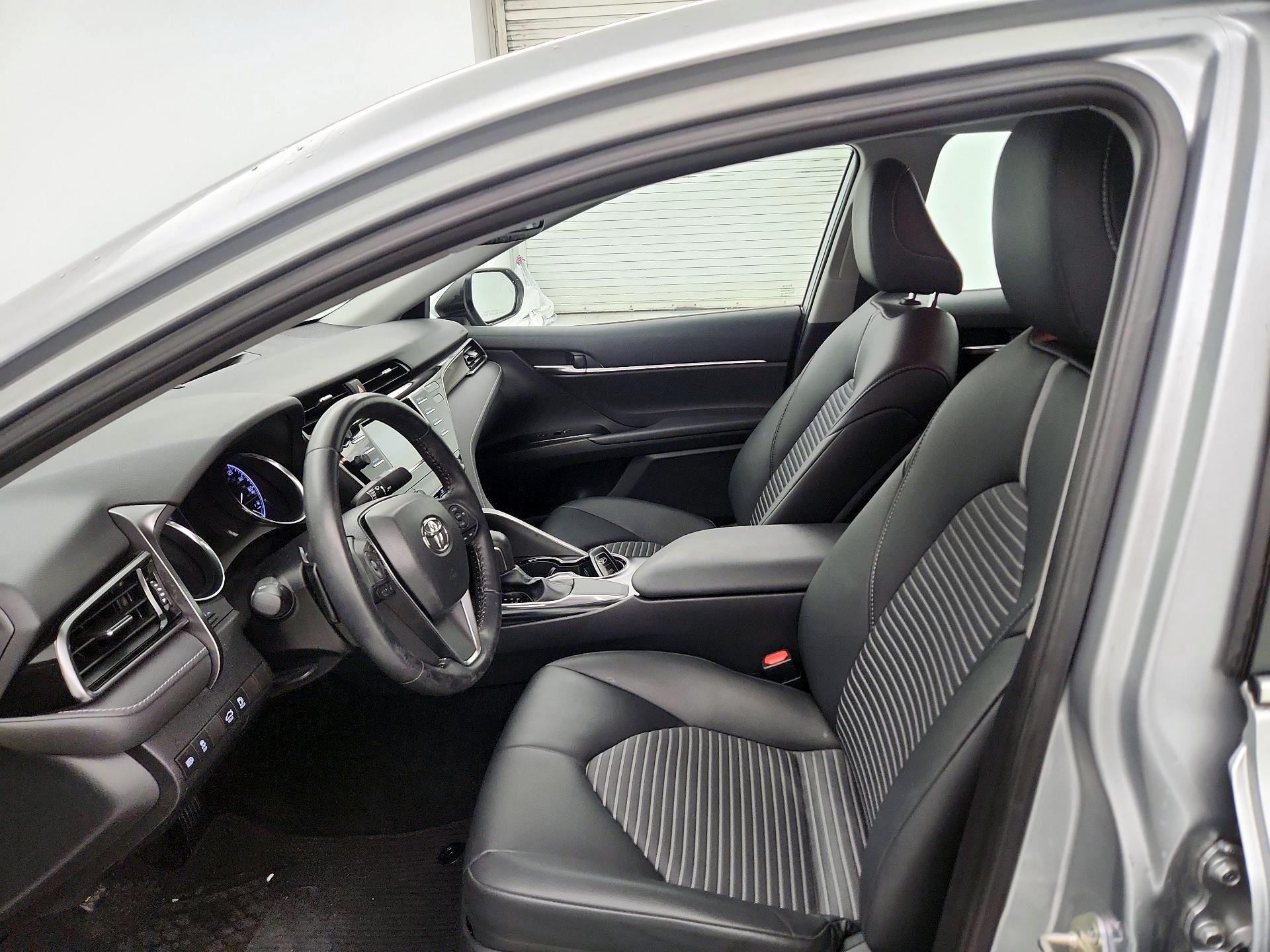 Thumbnail: 2019 Toyota Camry - 11